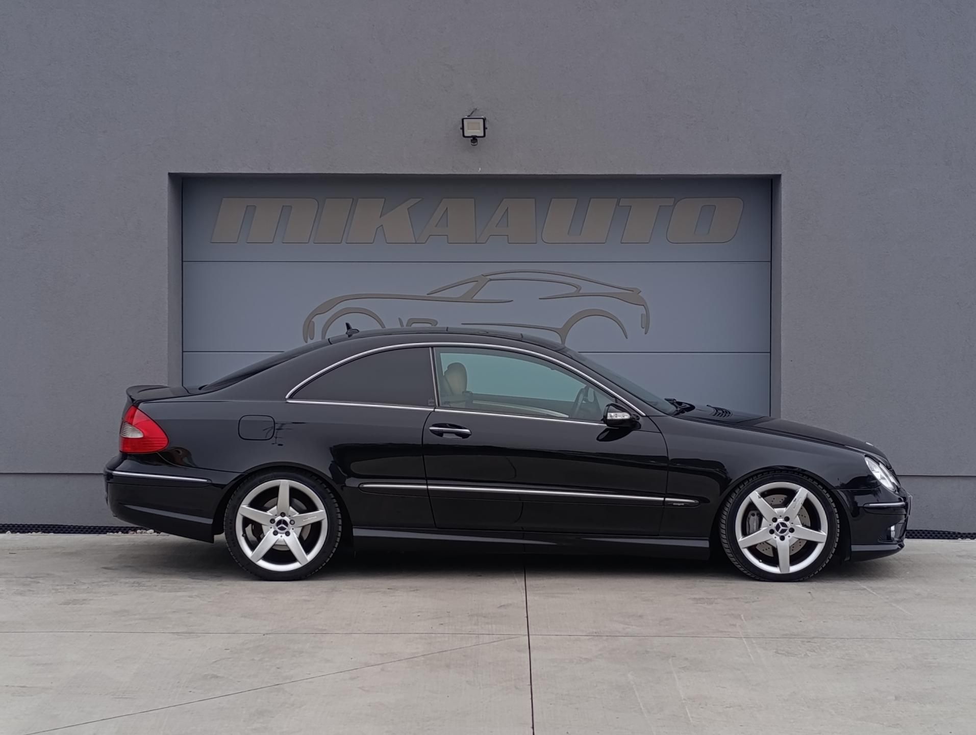Mercedes-Benz CLK, 500 5.5 V8 AMG 7G TRONIC TOP - fotka 4
