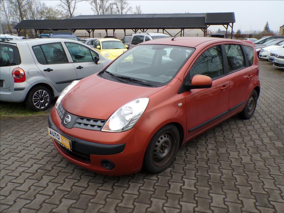 Nissan Note, 1,4 i  TAŽNÉ ZAŘÍZENÍ - fotka 3