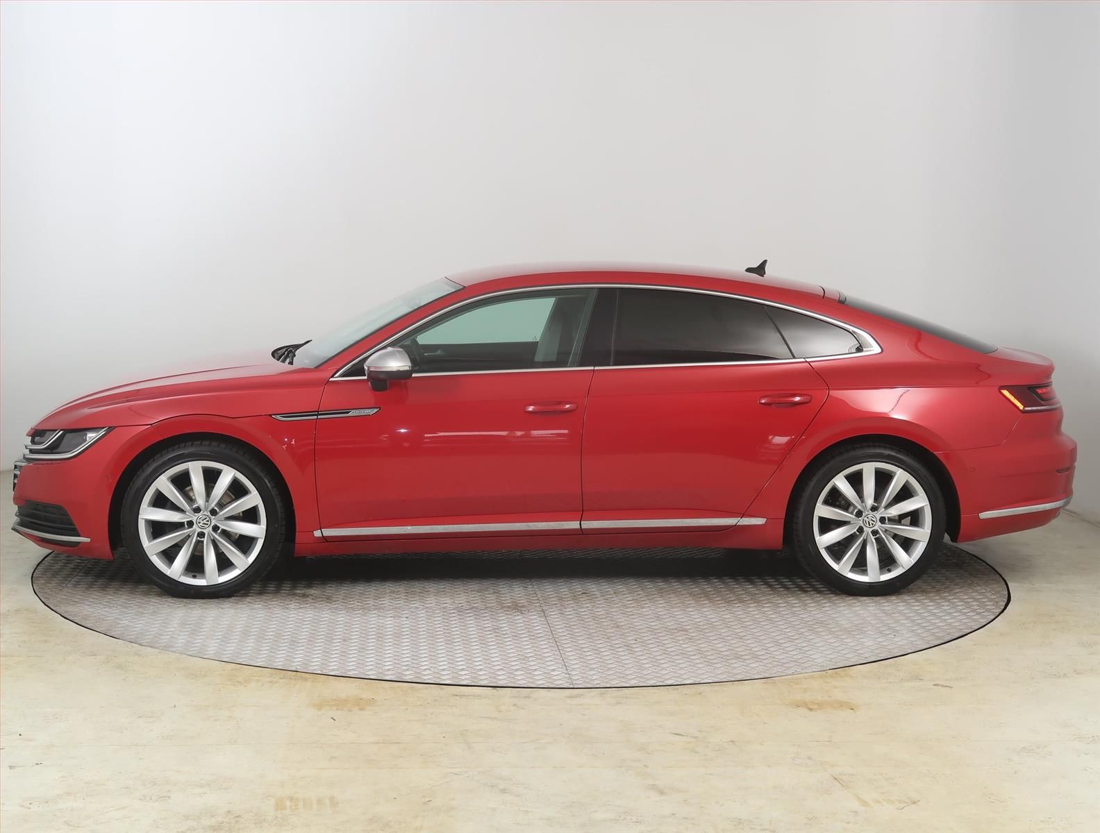 Volkswagen Arteon, 2.0 TSI, Elegance, Automat - fotka 3
