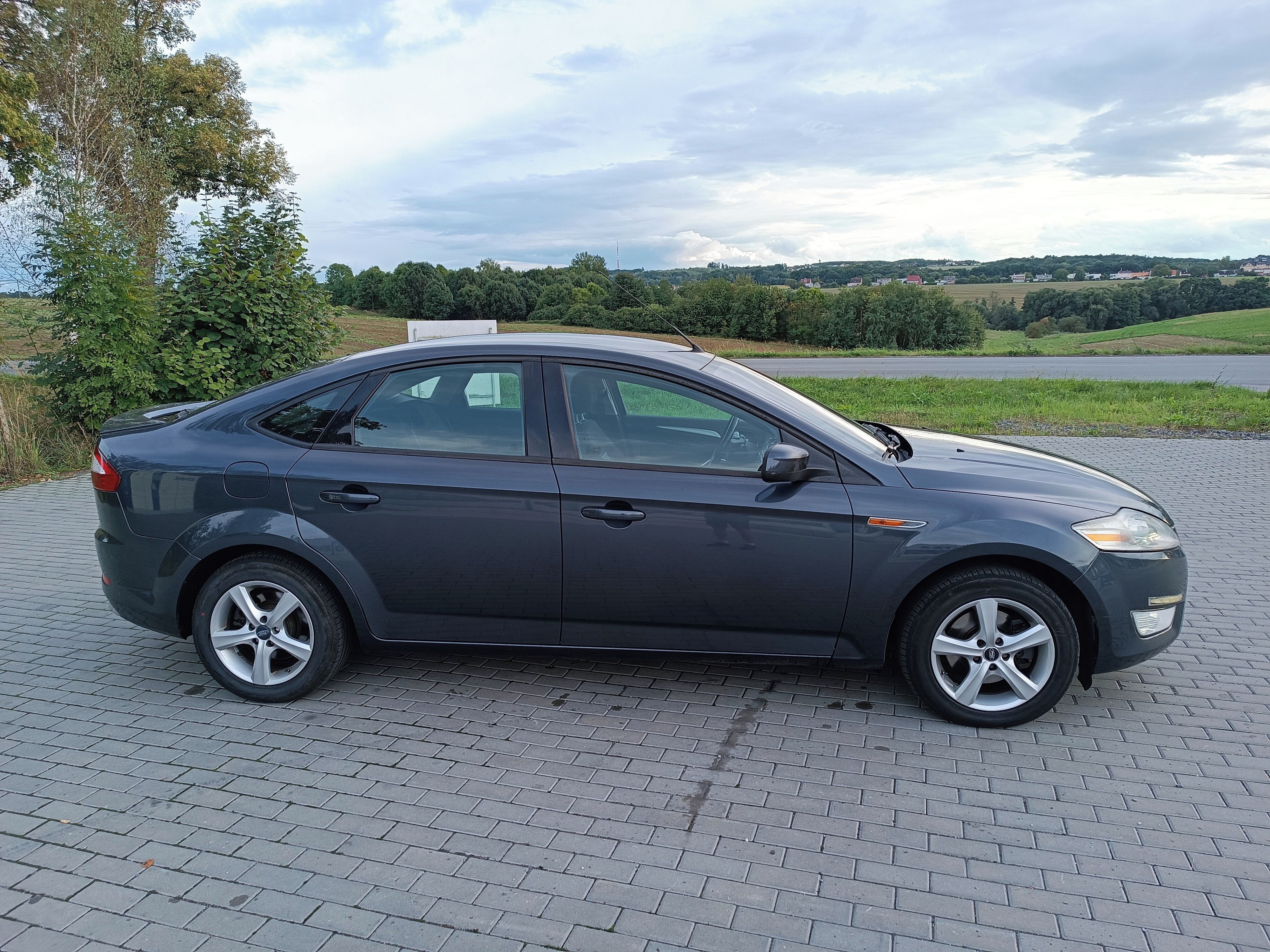 Ford Mondeo, 2.0 TDCi 103kw pěkné udržované - fotka 2