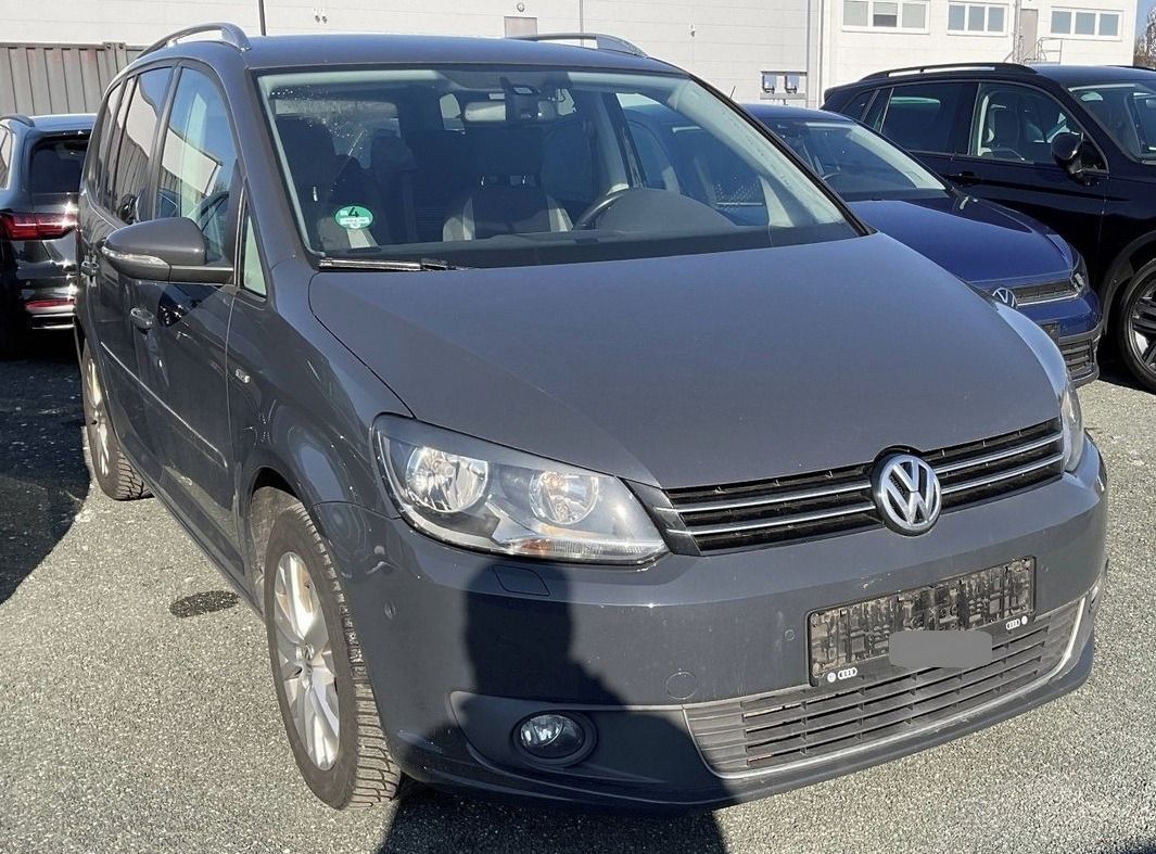 Volkswagen Touran, 1.2 Tsi 77KW LIFE VYHŘ. SEDADE