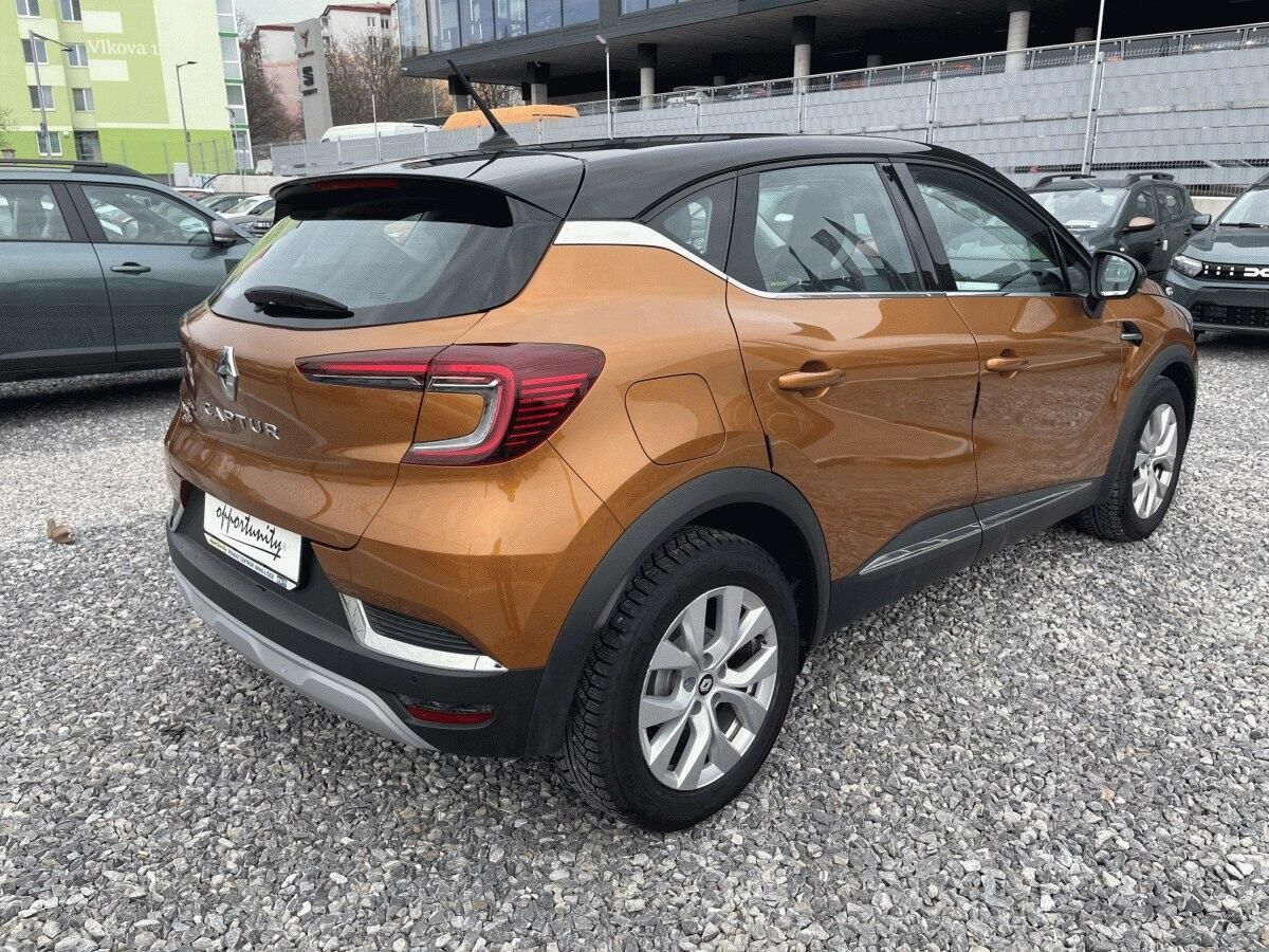 Renault Captur, 1.0 Tce, 67kW, 1.Maj, ČR - fotka 4