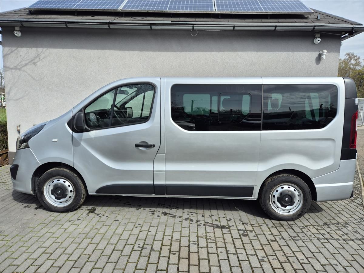 Opel Vivaro, 1,6 CDTi 8 9 Míst TZ Tempomat - fotka 3