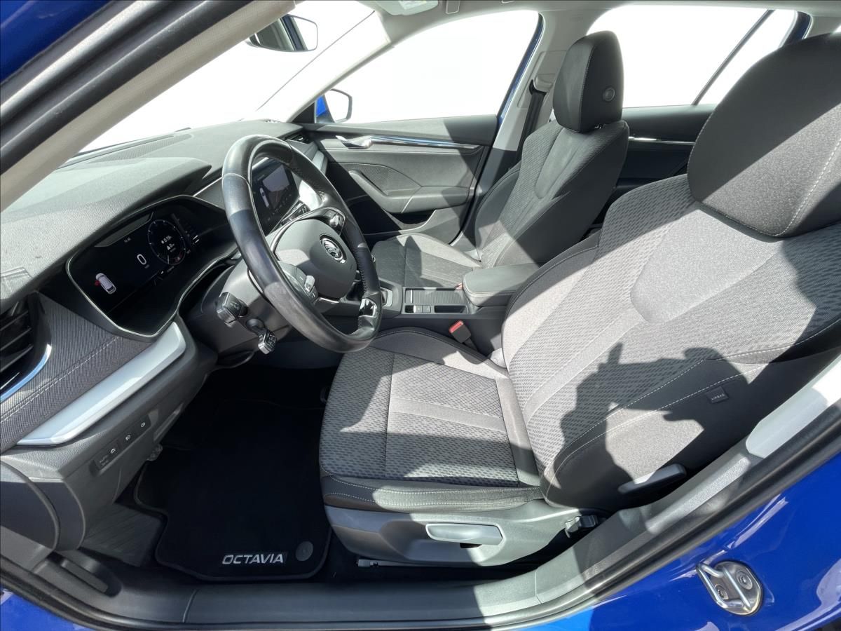 Škoda Octavia, 2,0 TDI Combi Style Plus ACC - fotka 4