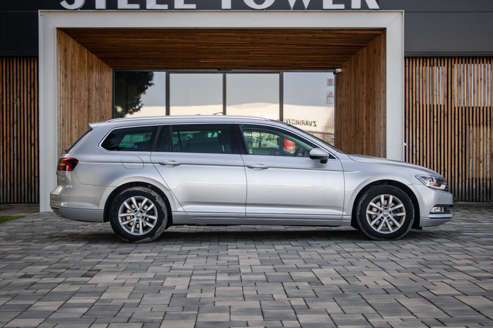 Volkswagen Passat Variant - fotka 4