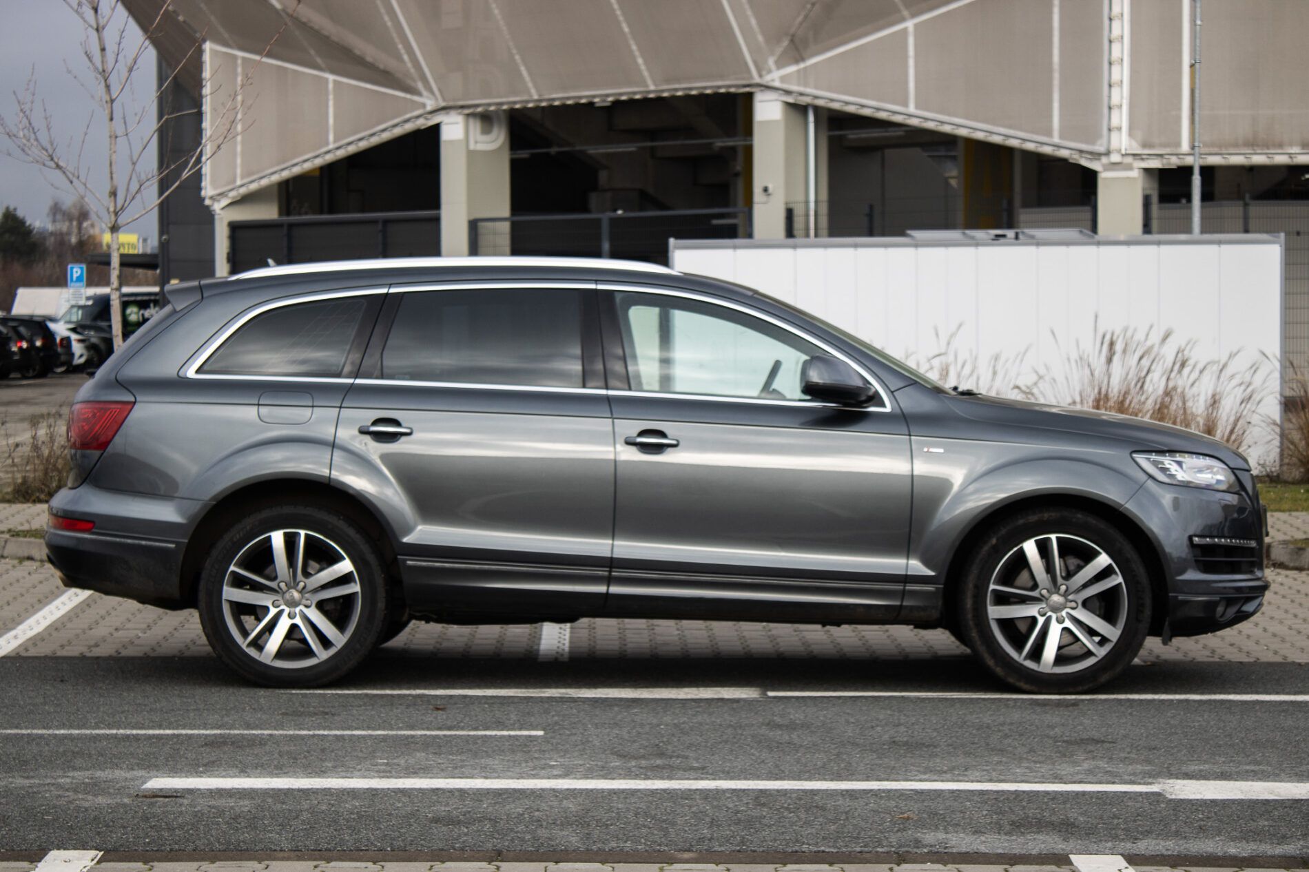 Audi Q7 - fotka 4