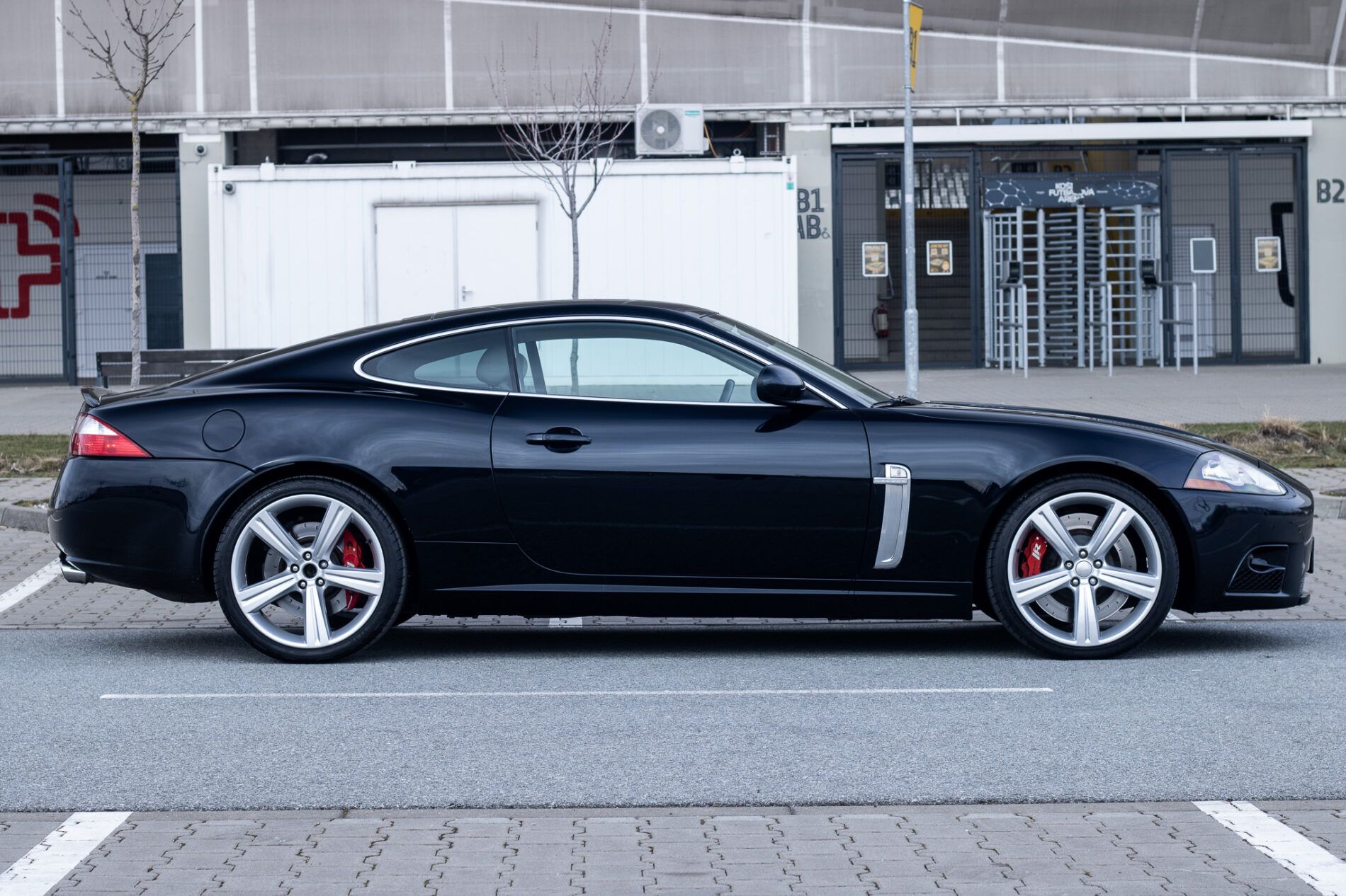 Jaguar XK - fotka 4