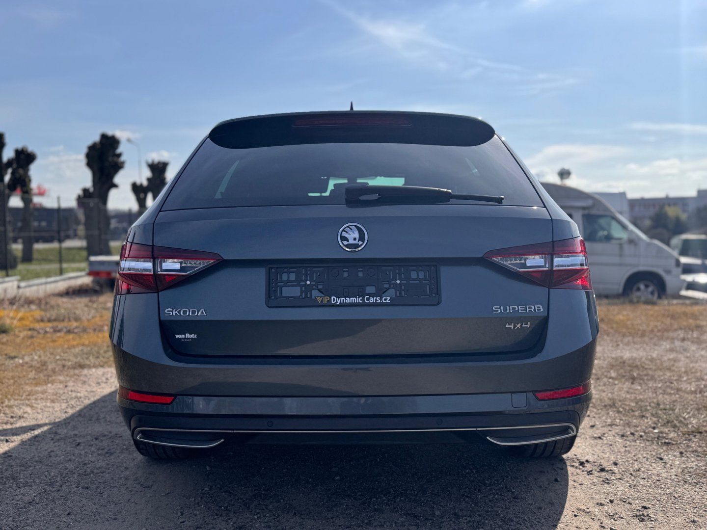 Škoda Superb, 2.0 TDI DSG 4x4 Sportline - fotka 6