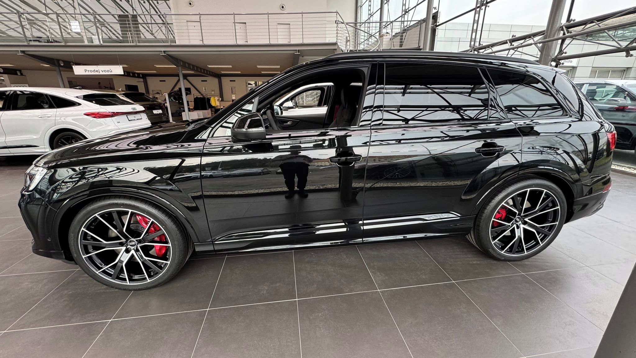 Audi SQ7, V8 4.0 TFSI, 373 kW - fotka 2