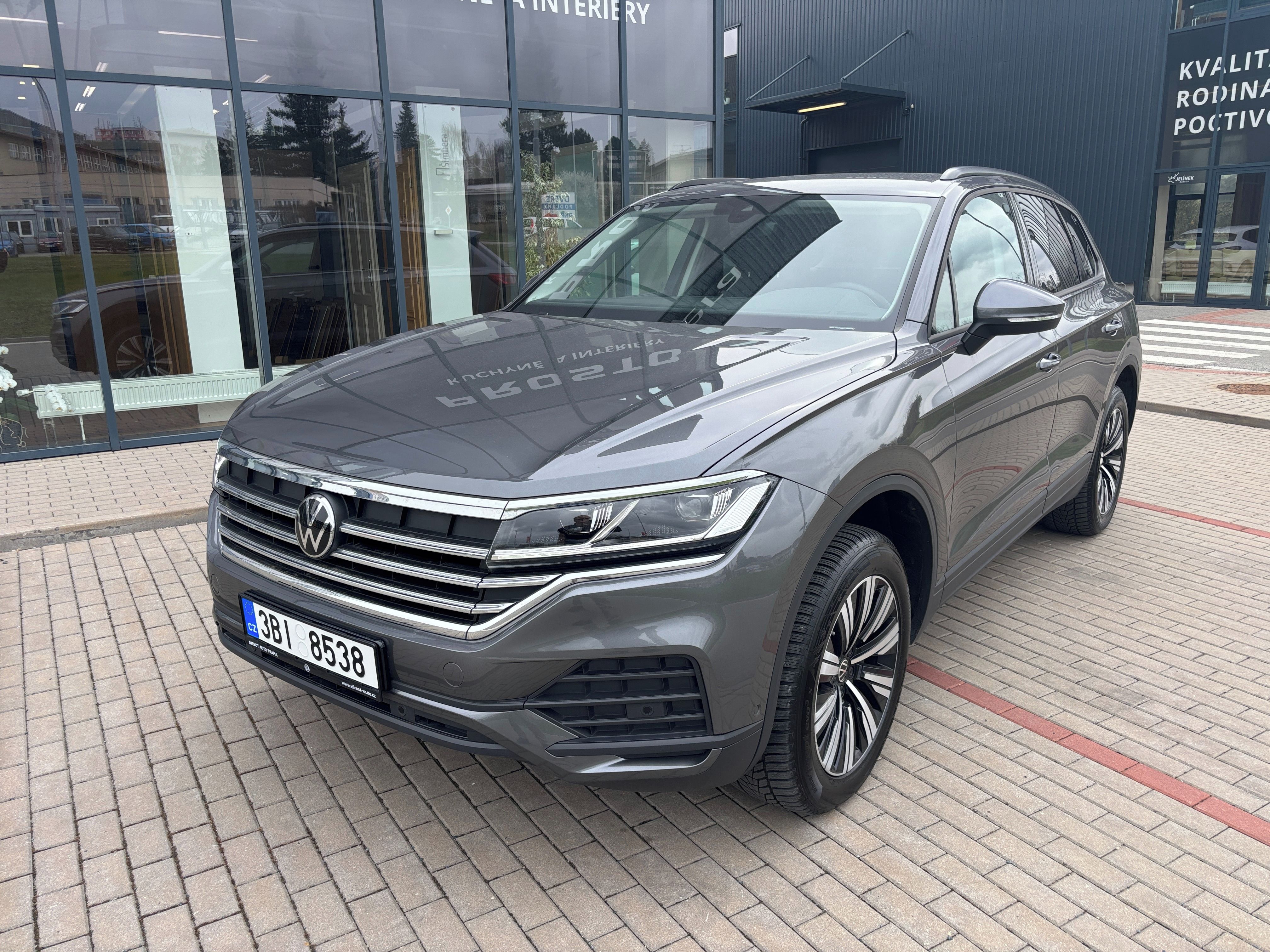 Volkswagen Touareg, 3.0TDi 170kW 1majitel ČR DPH - fotka 2
