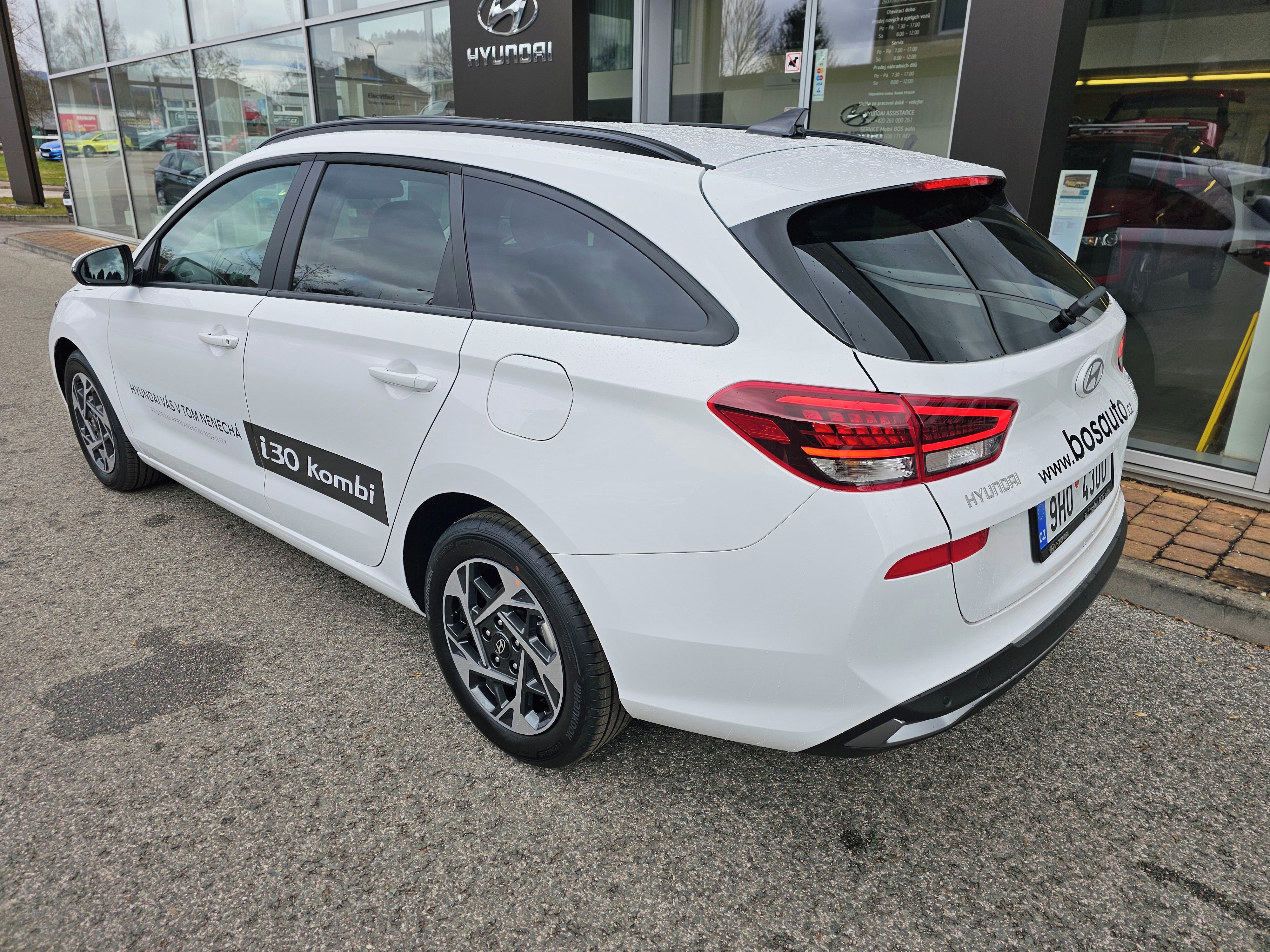 Hyundai i30, WG TURBO 6MT SMART 2026 - fotka 3
