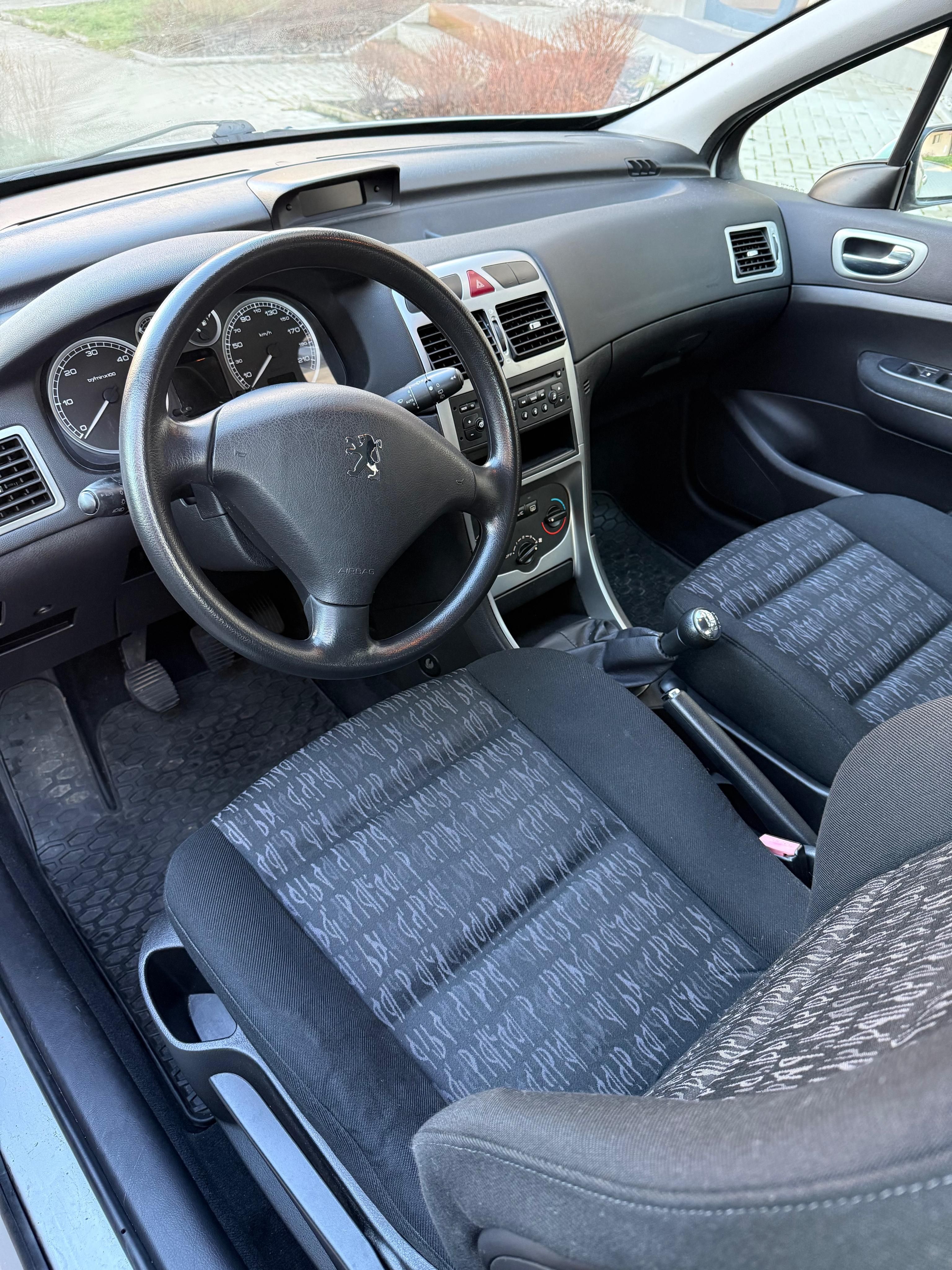 Peugeot 307, Peugeot 307 2.0 HDI - fotka 5
