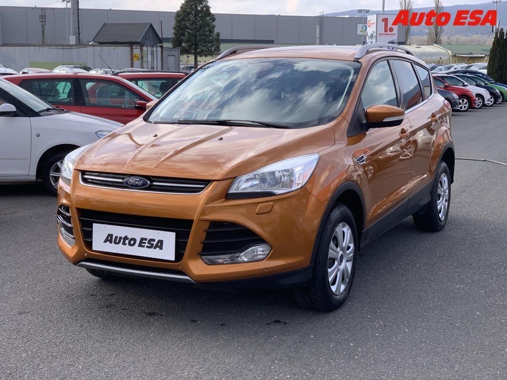 Ford Kuga, 1.5EB,AC,TZ,park.čidla - fotka 3