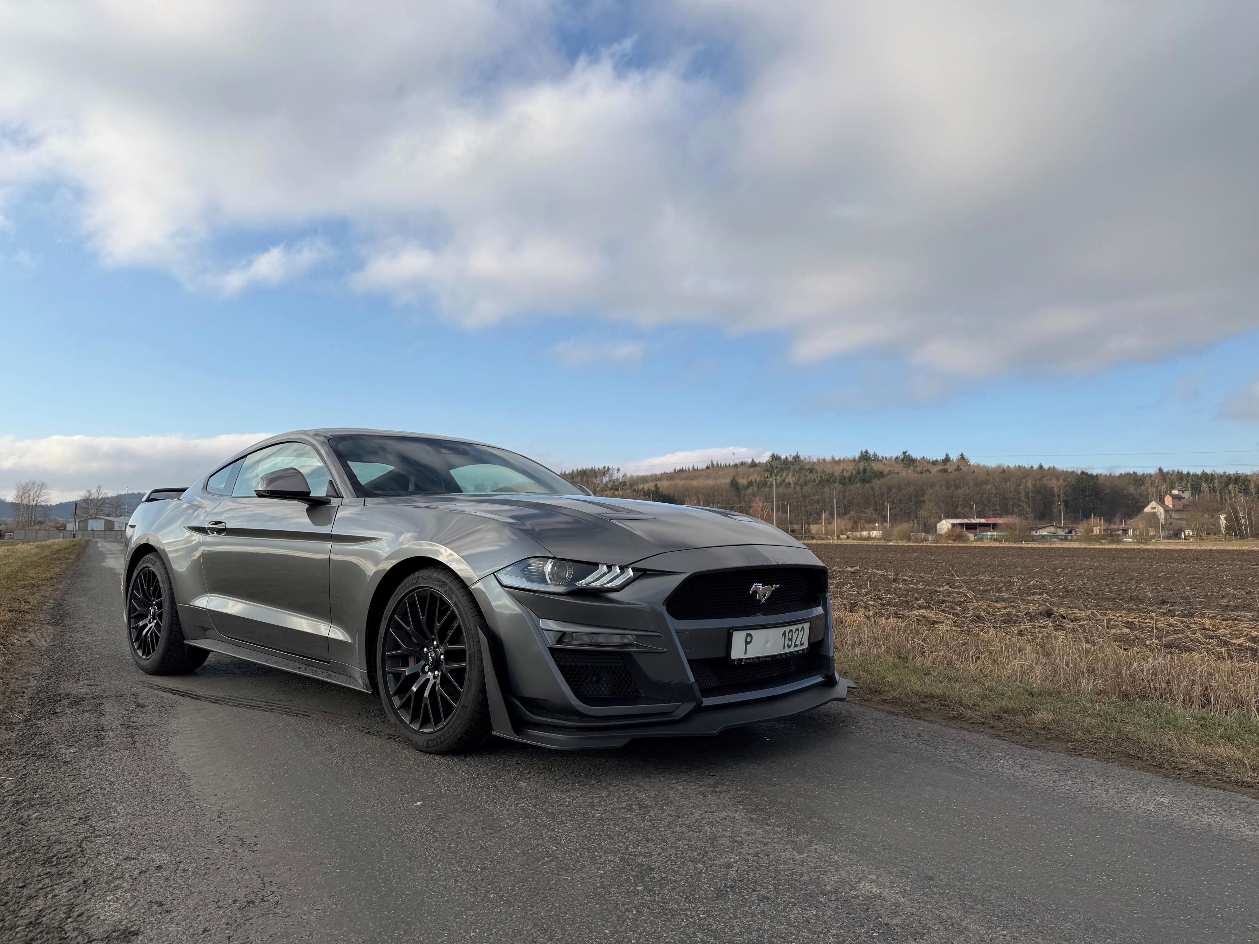 Ford Mustang, 5.0 GT - fotka 3