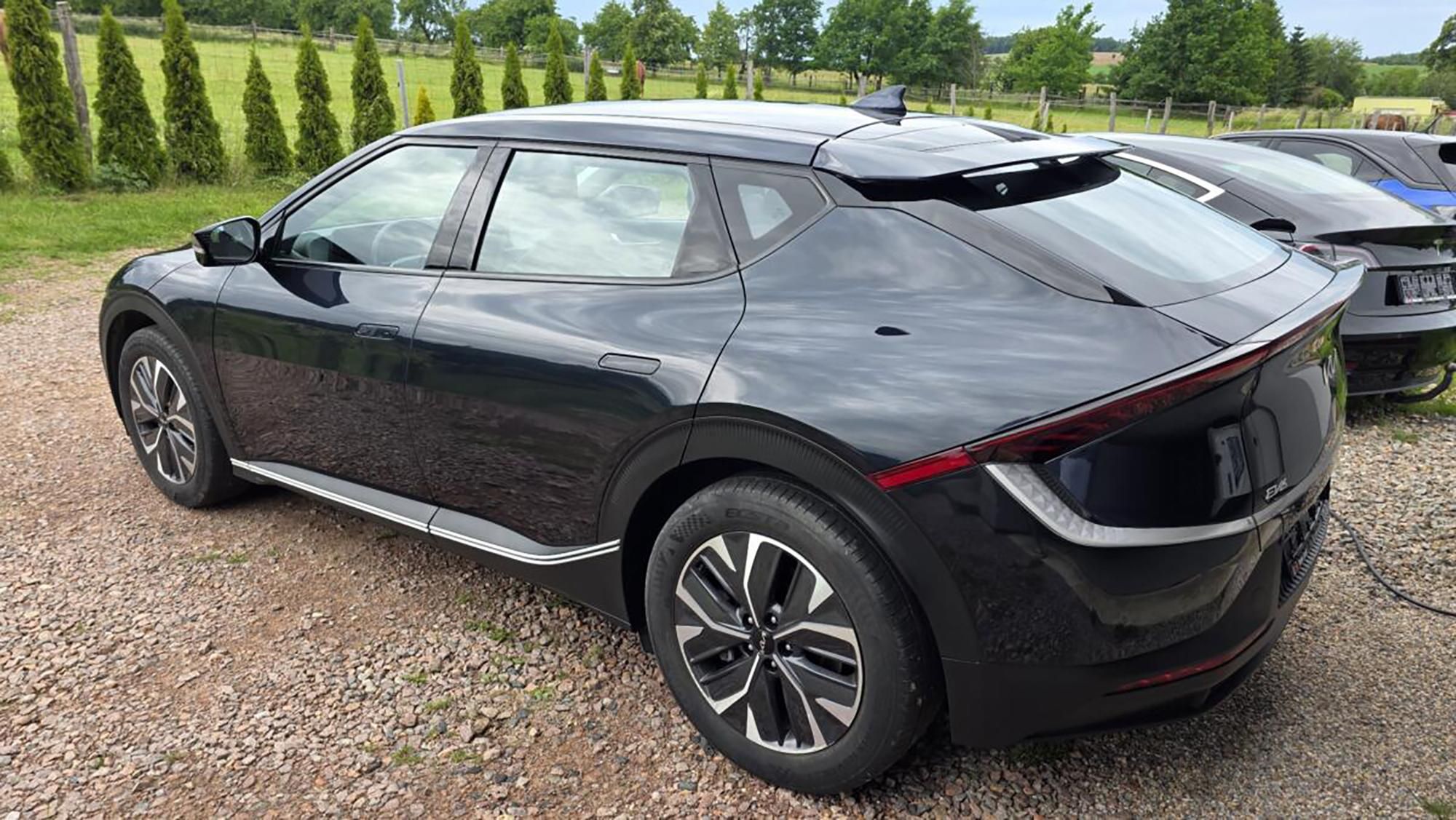 Kia EV6, Kia EV6 Air - fotka 4