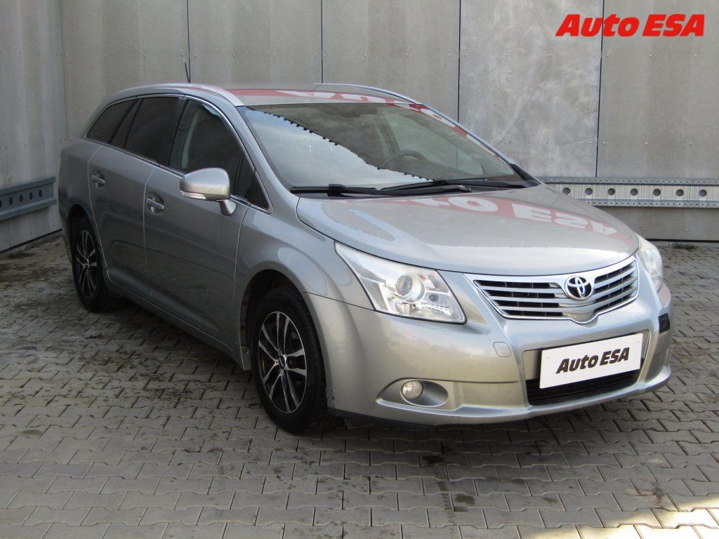 Toyota Avensis, 1.8 i,AT,TZ