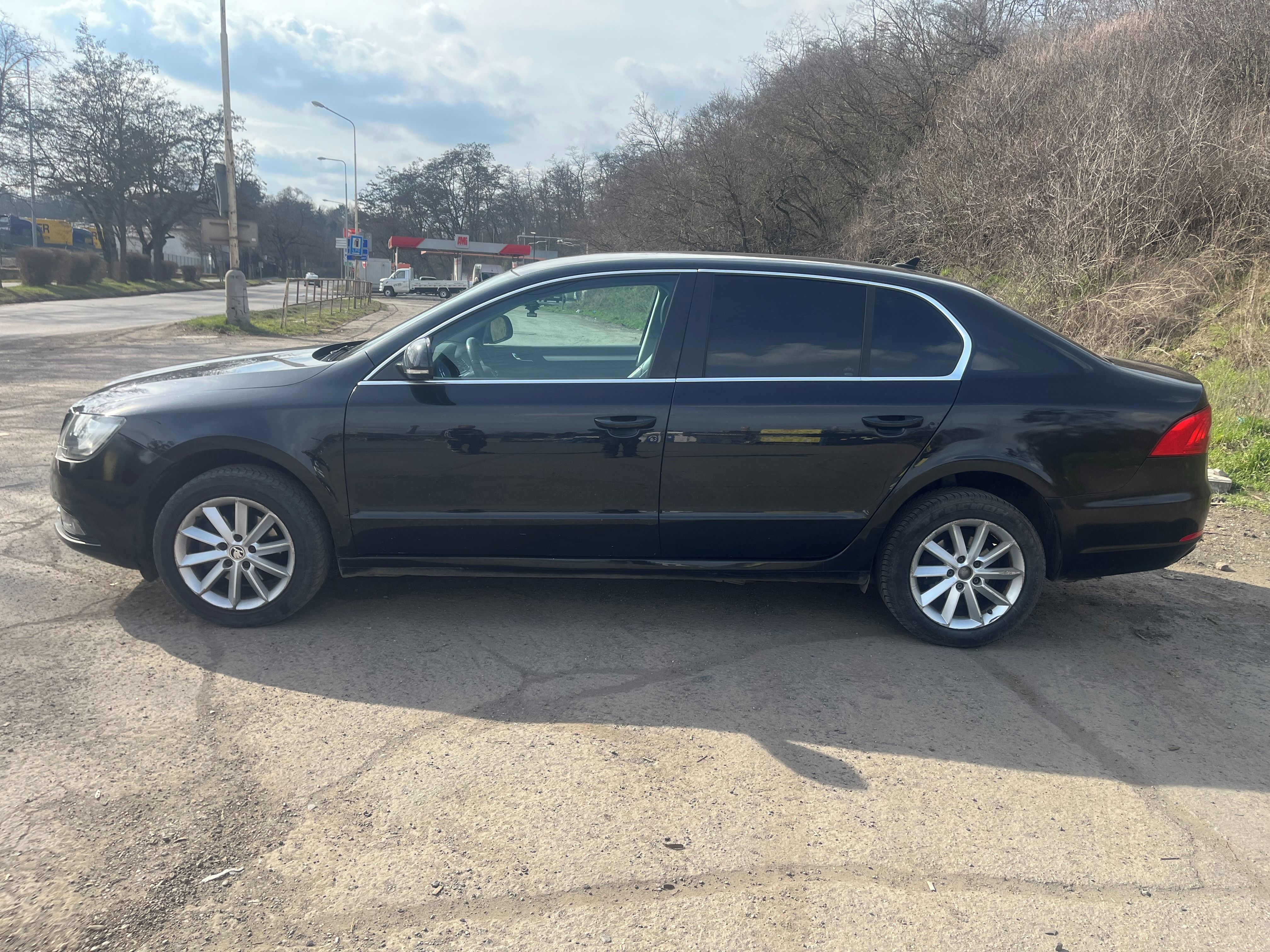 Škoda Superb, 1.6 TDI facelift - kůže - fotka 2