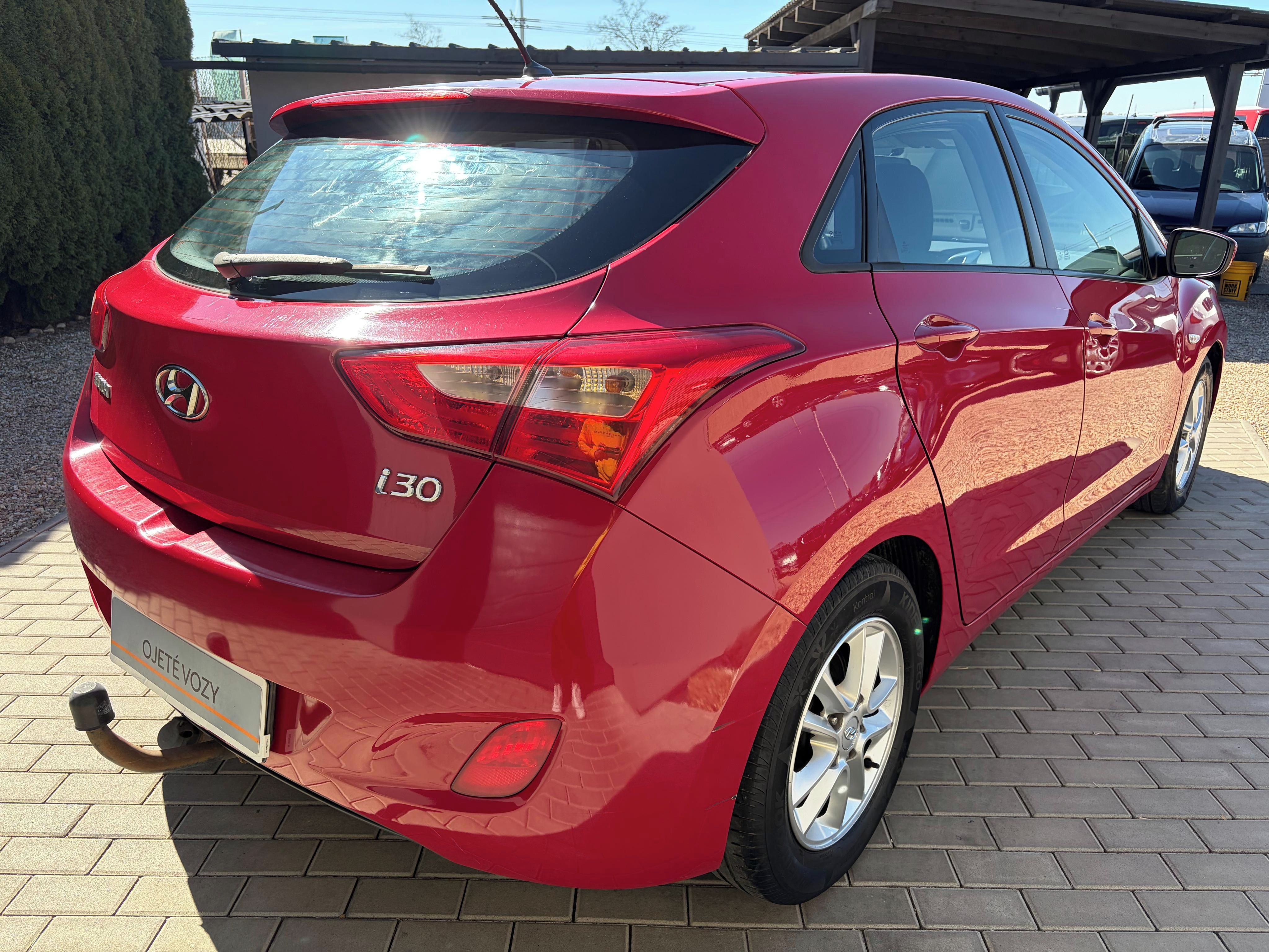 Hyundai i30, 1.4i 73KW, Tažné zařízení - fotka 4