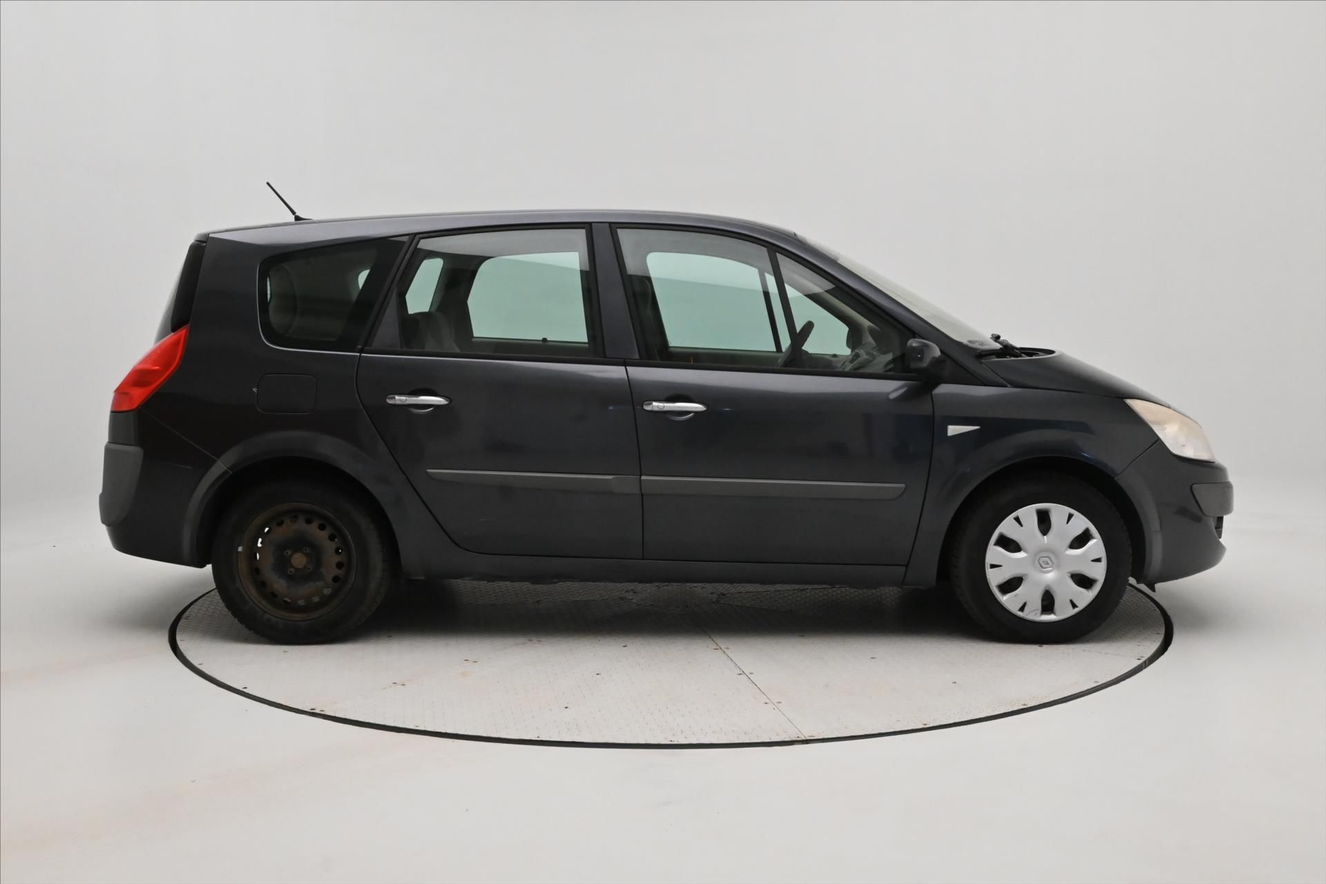 Renault Scénic, 1,5 dCi 78 KW  Grand - fotka 4