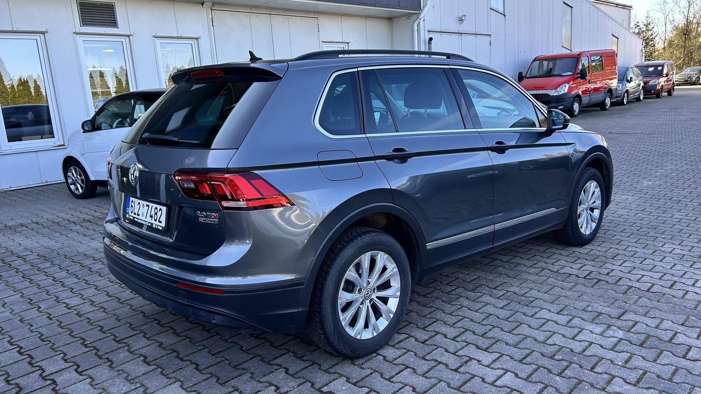 Volkswagen Tiguan, 2.0TDI 4Motion DSG - fotka 4