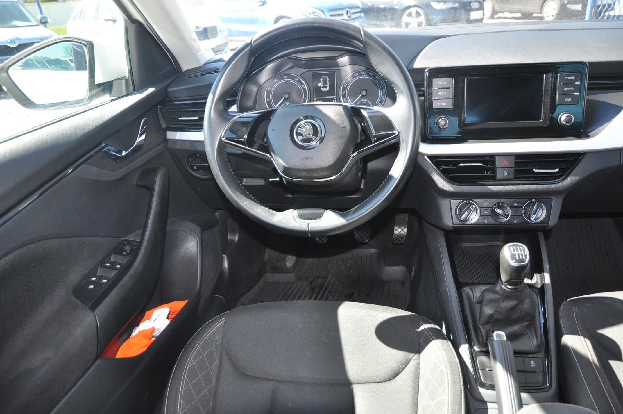 Škoda Scala, 1.0TSi 85kW Style - fotka 5