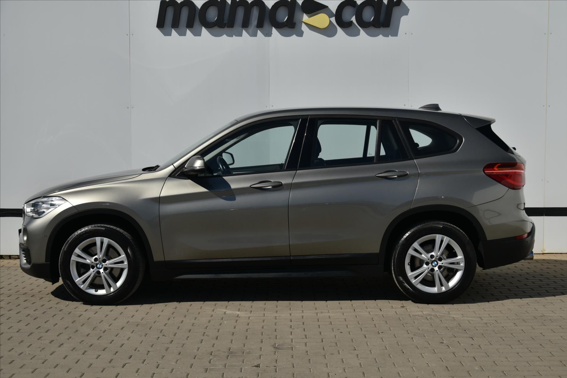 BMW X1, xDrive 20d 140kW 1.MAJITEL ČR - fotka 4