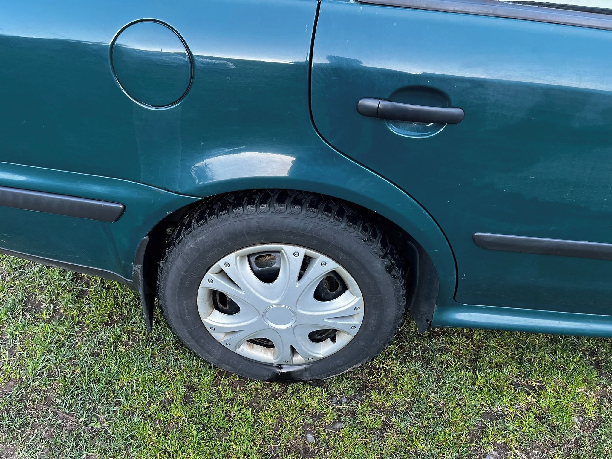 Škoda Octavia, Škoda Octavia Combi I (1.6) - fotka 4