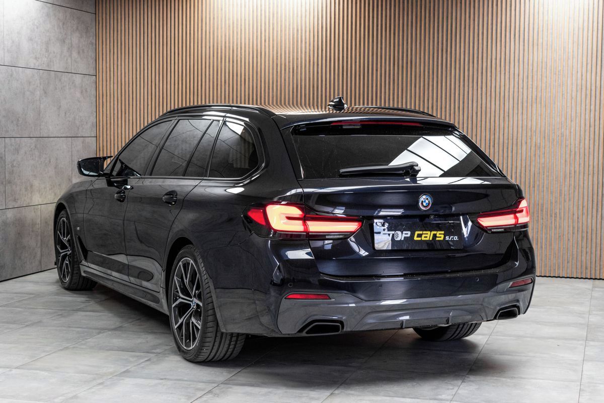 BMW Řada 5, 520d xD ///M*ZÁRUKA*TAŽNÉ*ČR* - fotka 4
