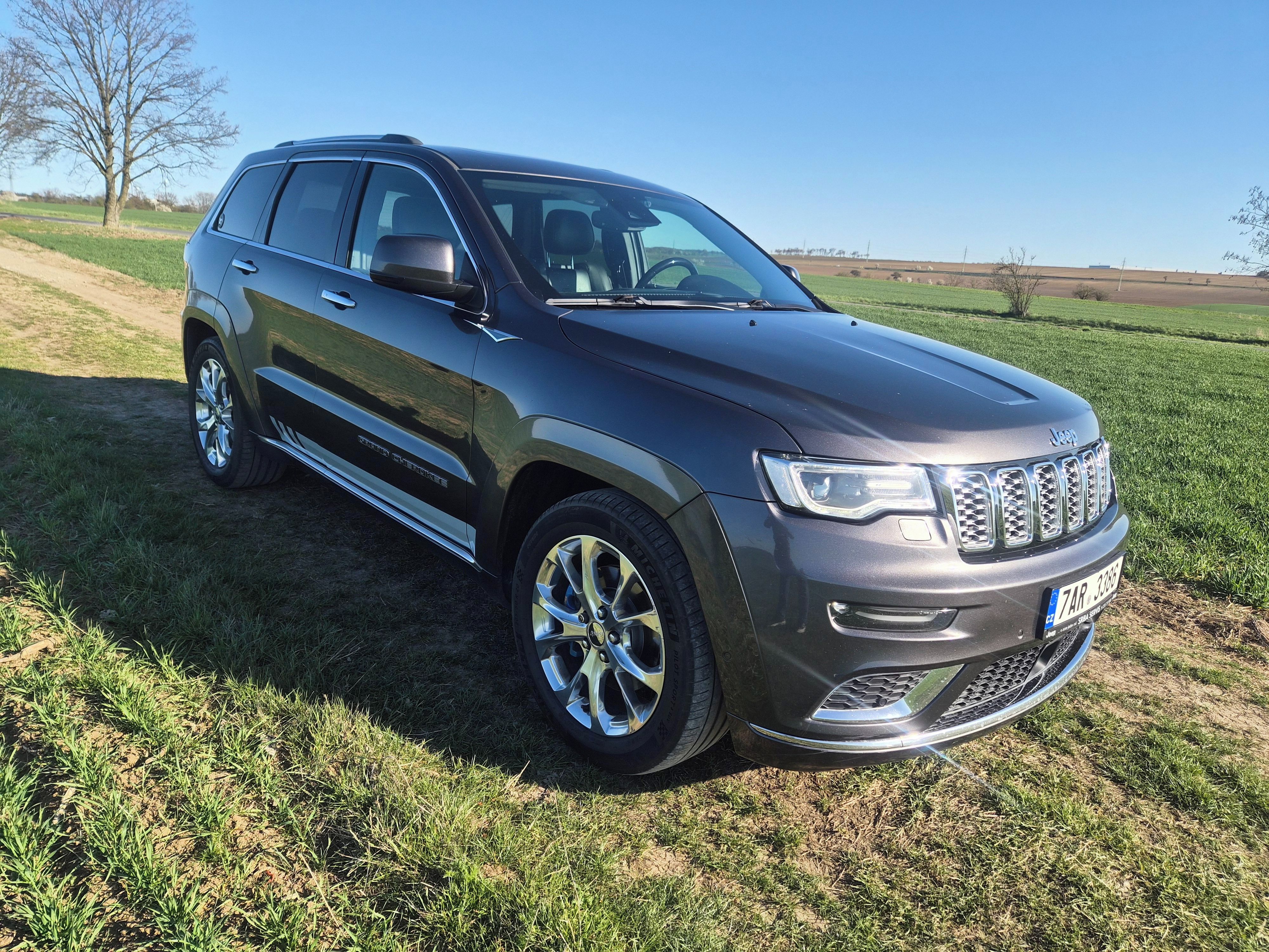 Jeep Grand Cherokee, SUMMIT, prav. servis, top stav