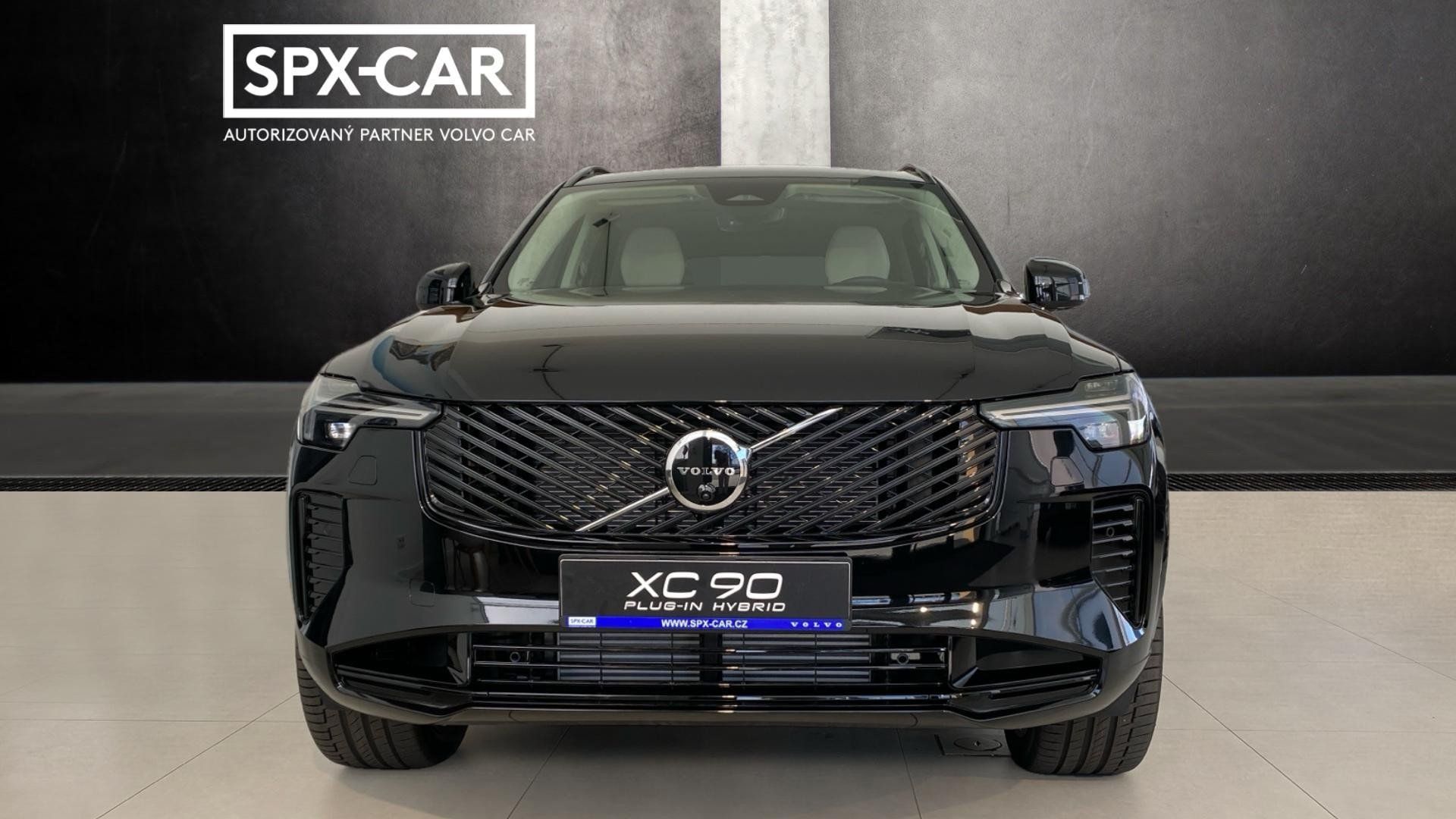 Volvo XC90, PLUS DARK, B5 AWD, 184+10 kW / - fotka 2