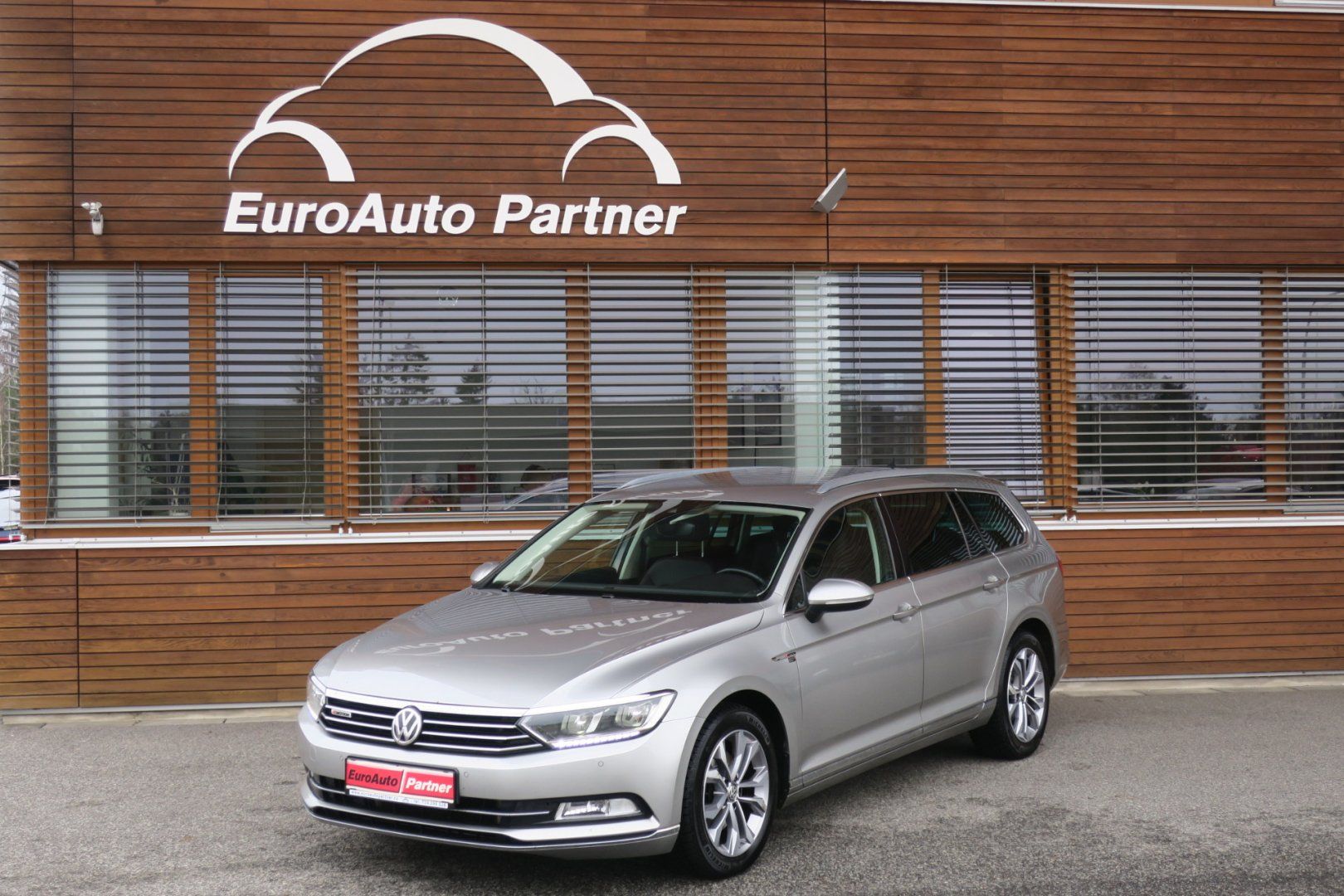 Volkswagen Passat, 2.0TDI 140kW 4MOT DSG Highline