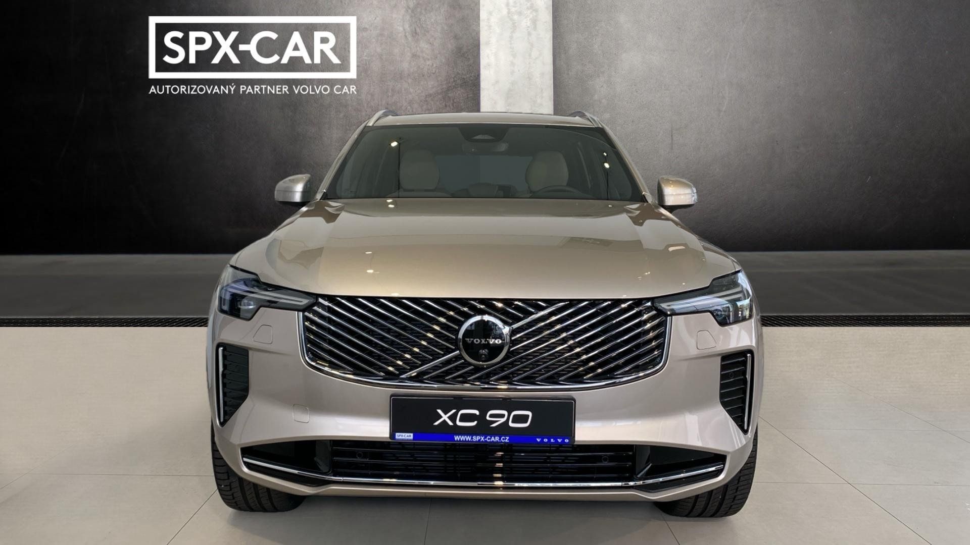 Volvo XC90, PLUS BRIGHT, T8 AWD, 228+107 k - fotka 2