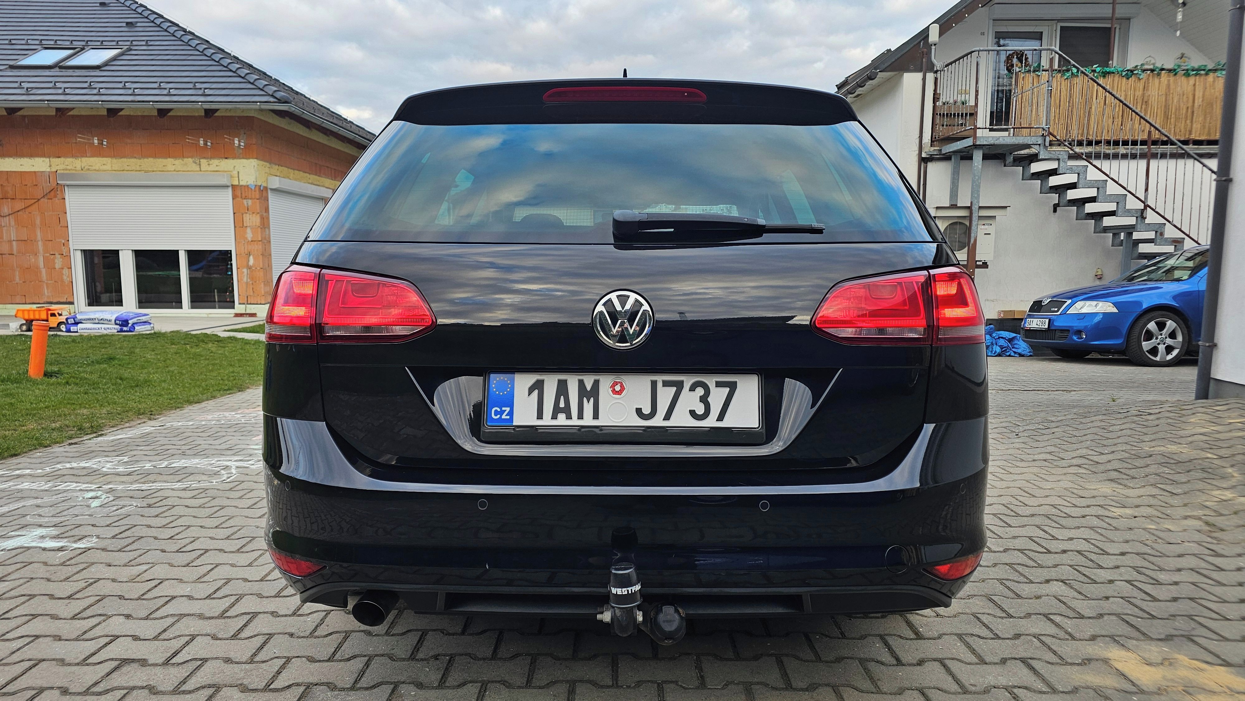 Volkswagen Golf, 7 1.6 TDi ALLSTAR SERVISOVÁNO - fotka 6
