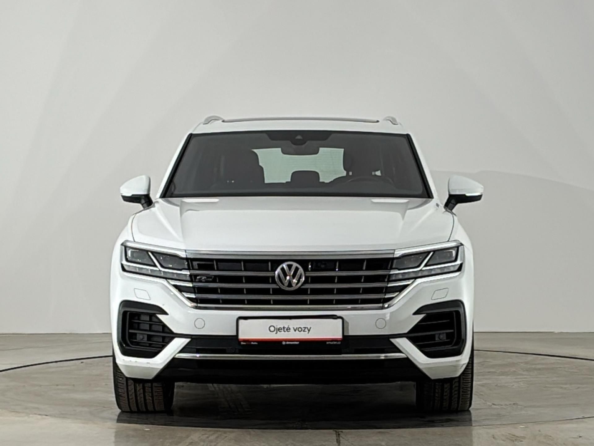 Volkswagen Touareg, 3.0 TDI / 210 kW R-LINE - fotka 4