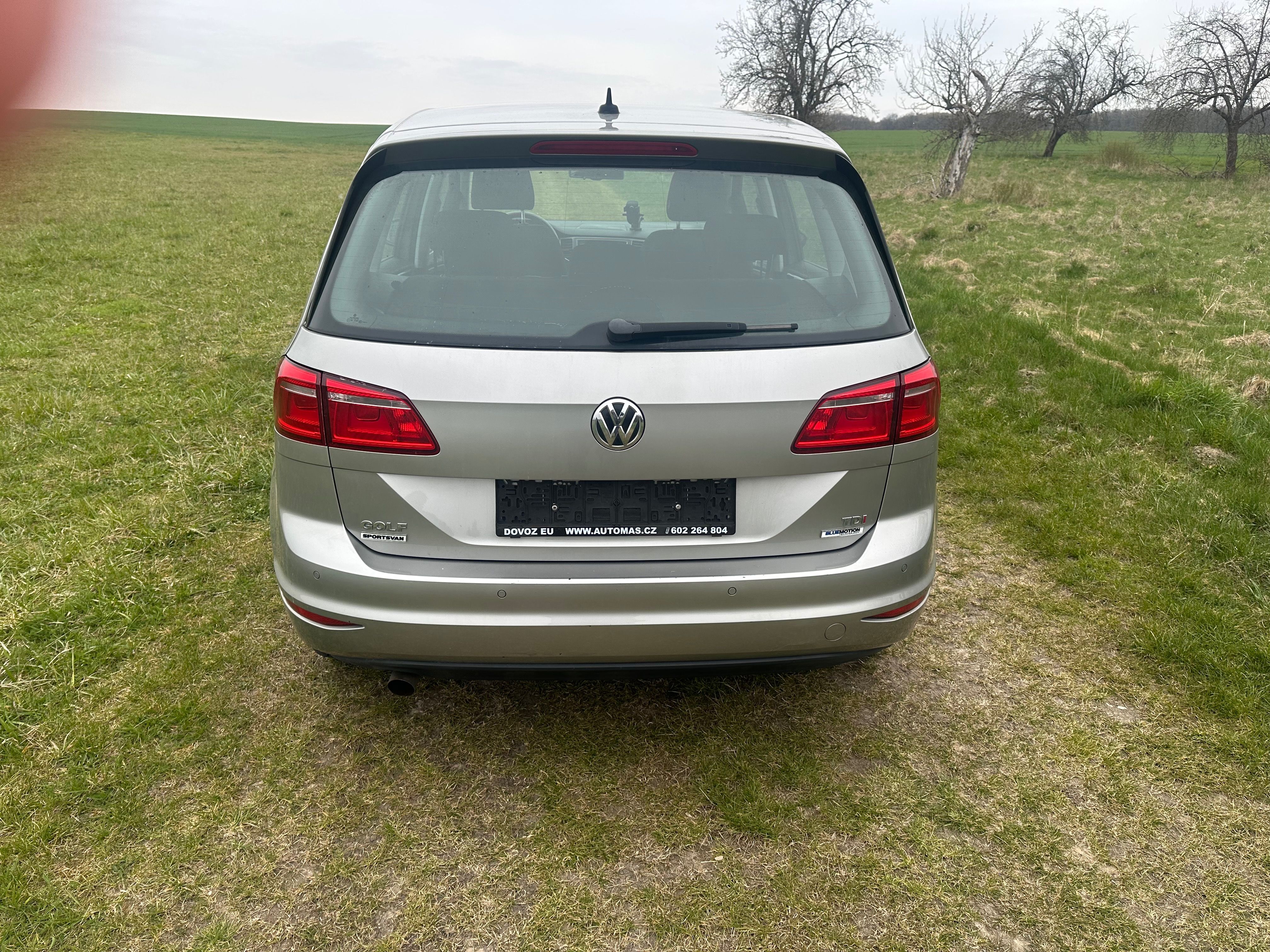 Volkswagen Golf Sportsvan, 1.6 TDi-81KW-SERVISKA - fotka 5