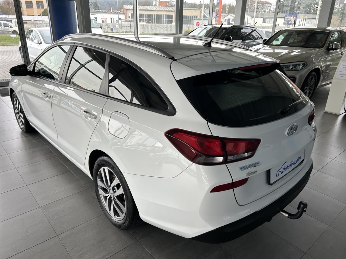 Hyundai i30, 1,4   TGDI,ČR,SERVISKA,TAŽNÉ,D - fotka 4