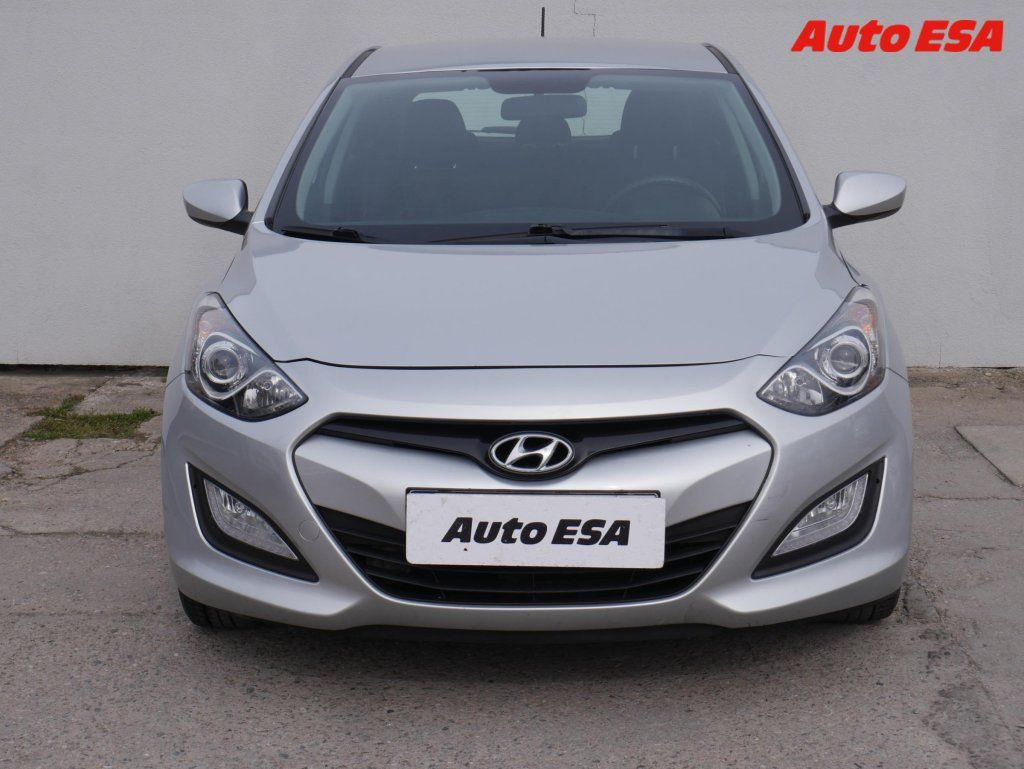 Hyundai i30, 1.4 i,ČR,AC - fotka 2