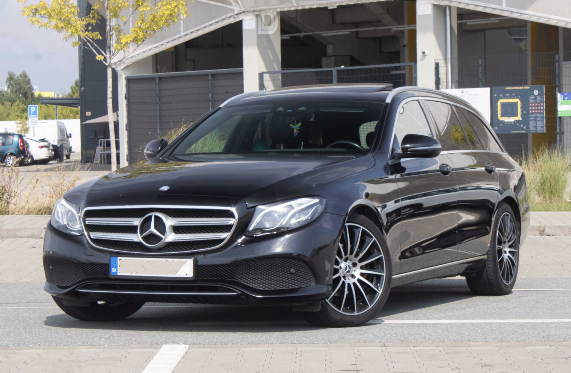 Mercedes-Benz, E trieda T