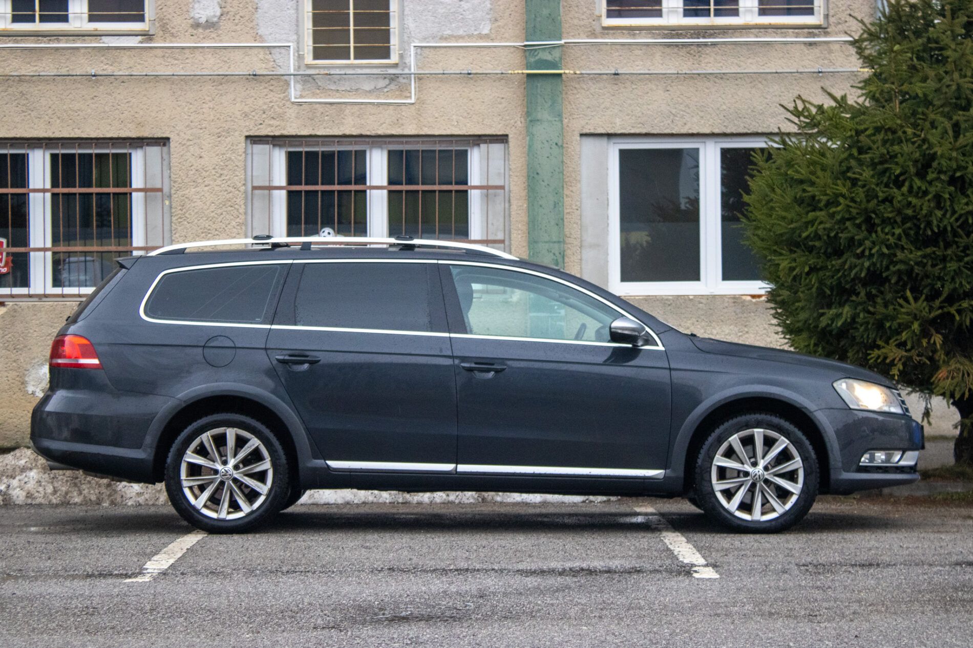 Volkswagen Passat Variant - fotka 4