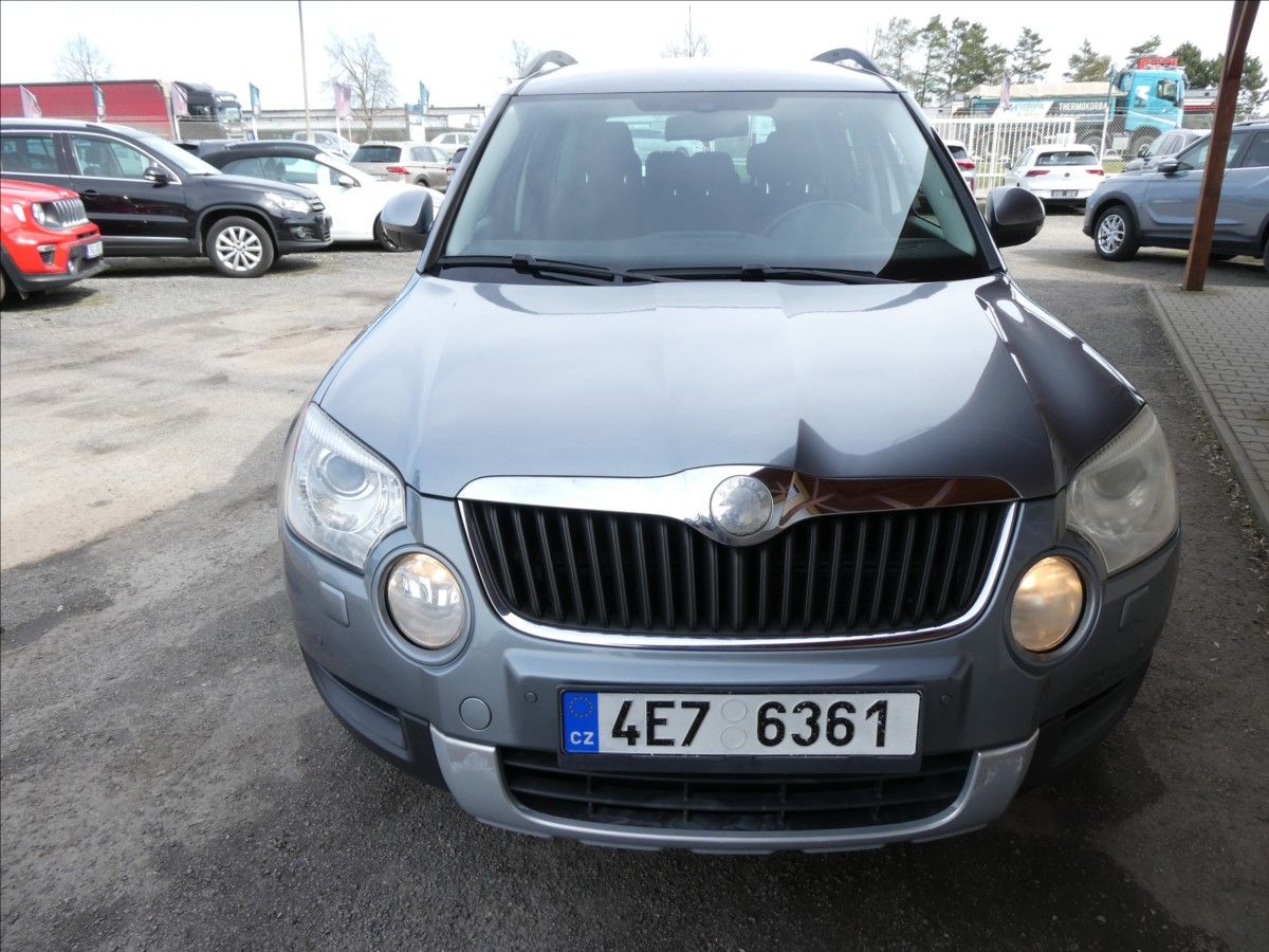 Škoda Yeti, 1,8 TSI 118 kW Experience 4x4 - fotka 4