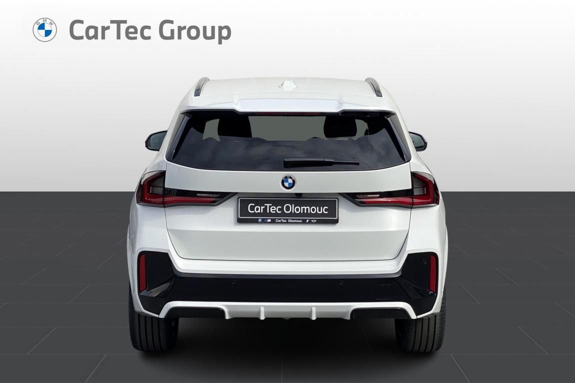 BMW X1, sDrive18d - fotka 6