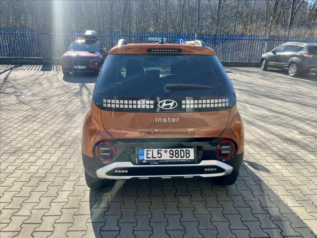 Hyundai Inster, POWER 49kWh  Style Technology - fotka 6