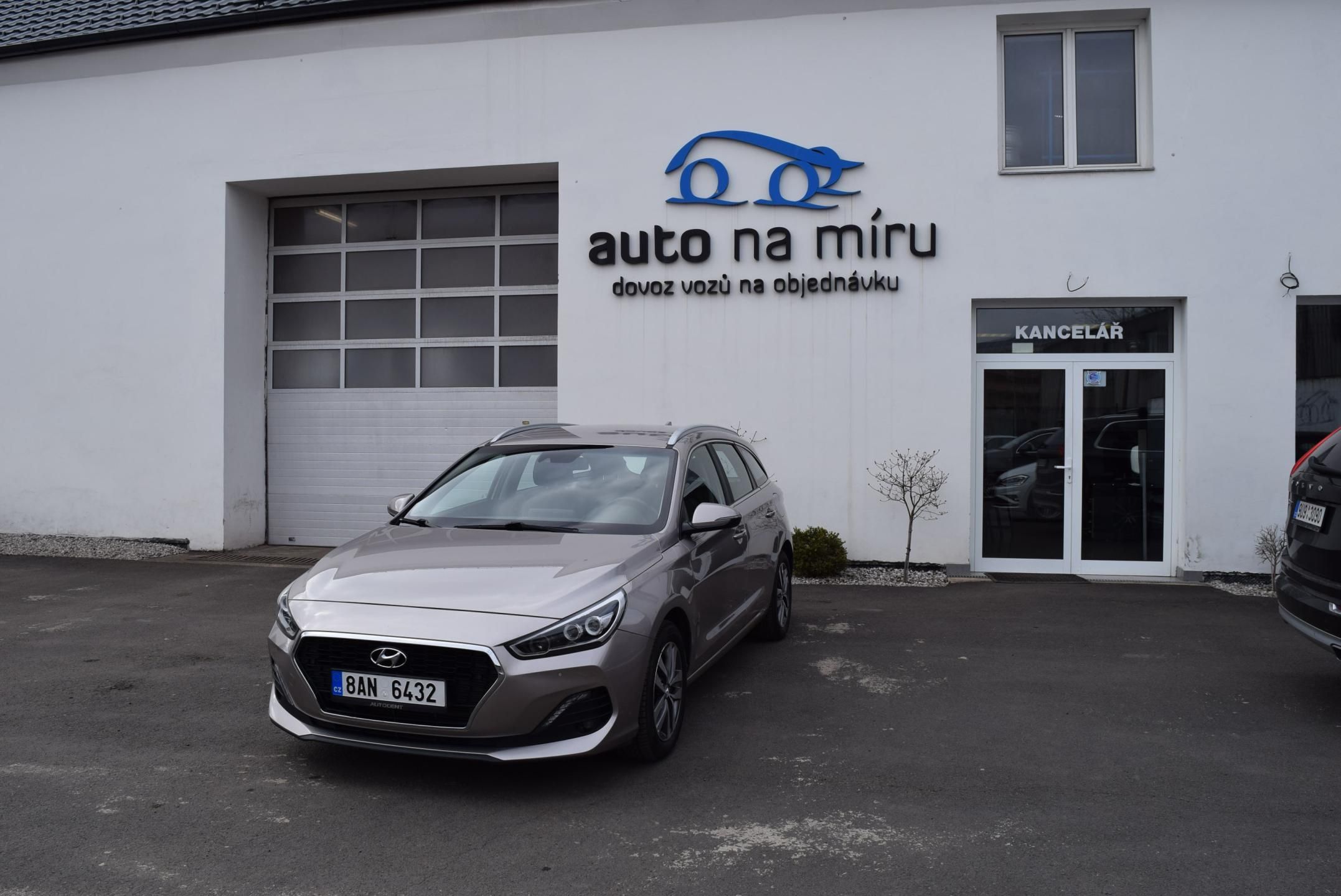 Hyundai i30, 1.6CRDi 85kw STYLE 7°AUTOMAT