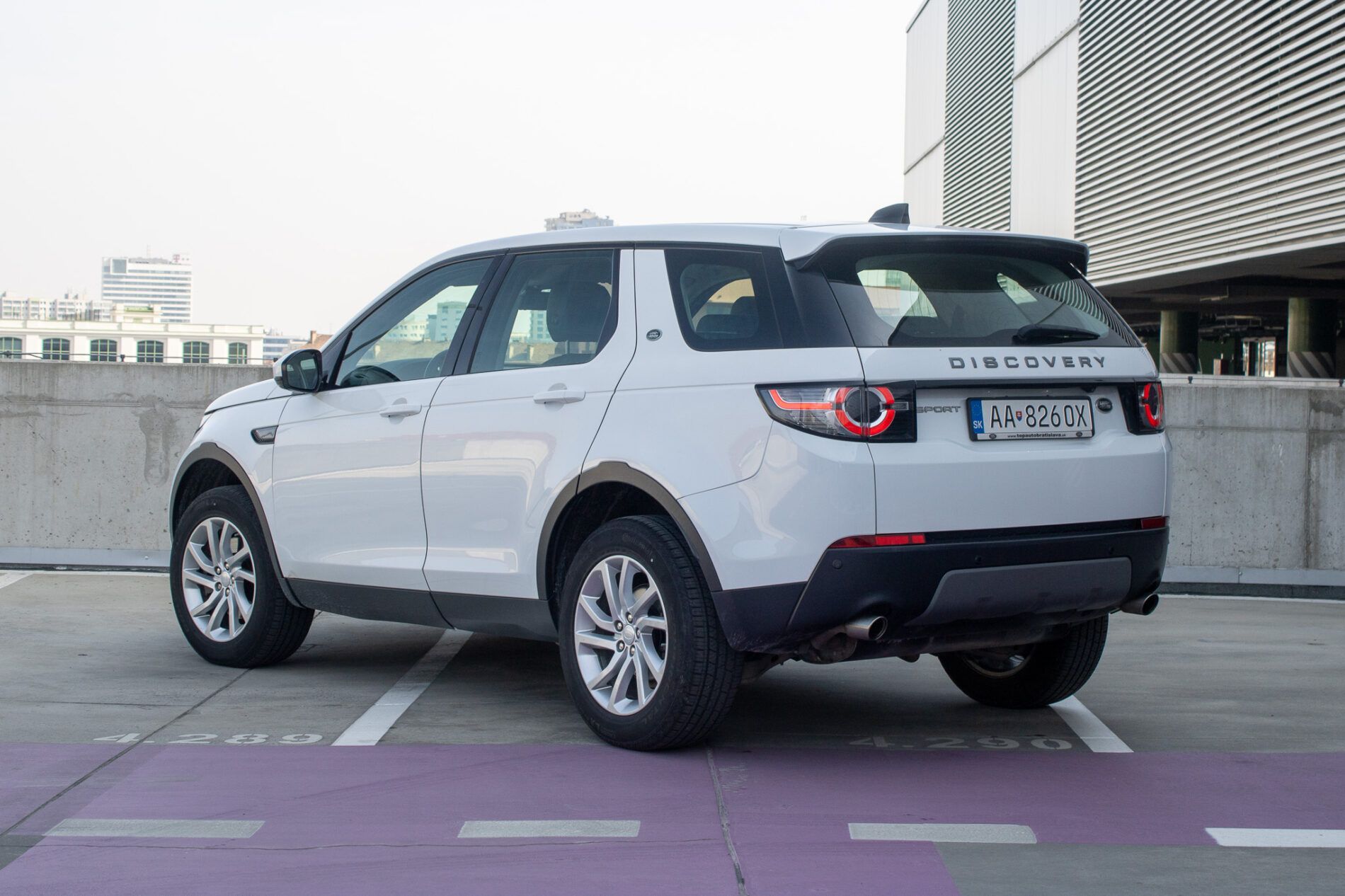 Land Rover Discovery Sport - fotka 4