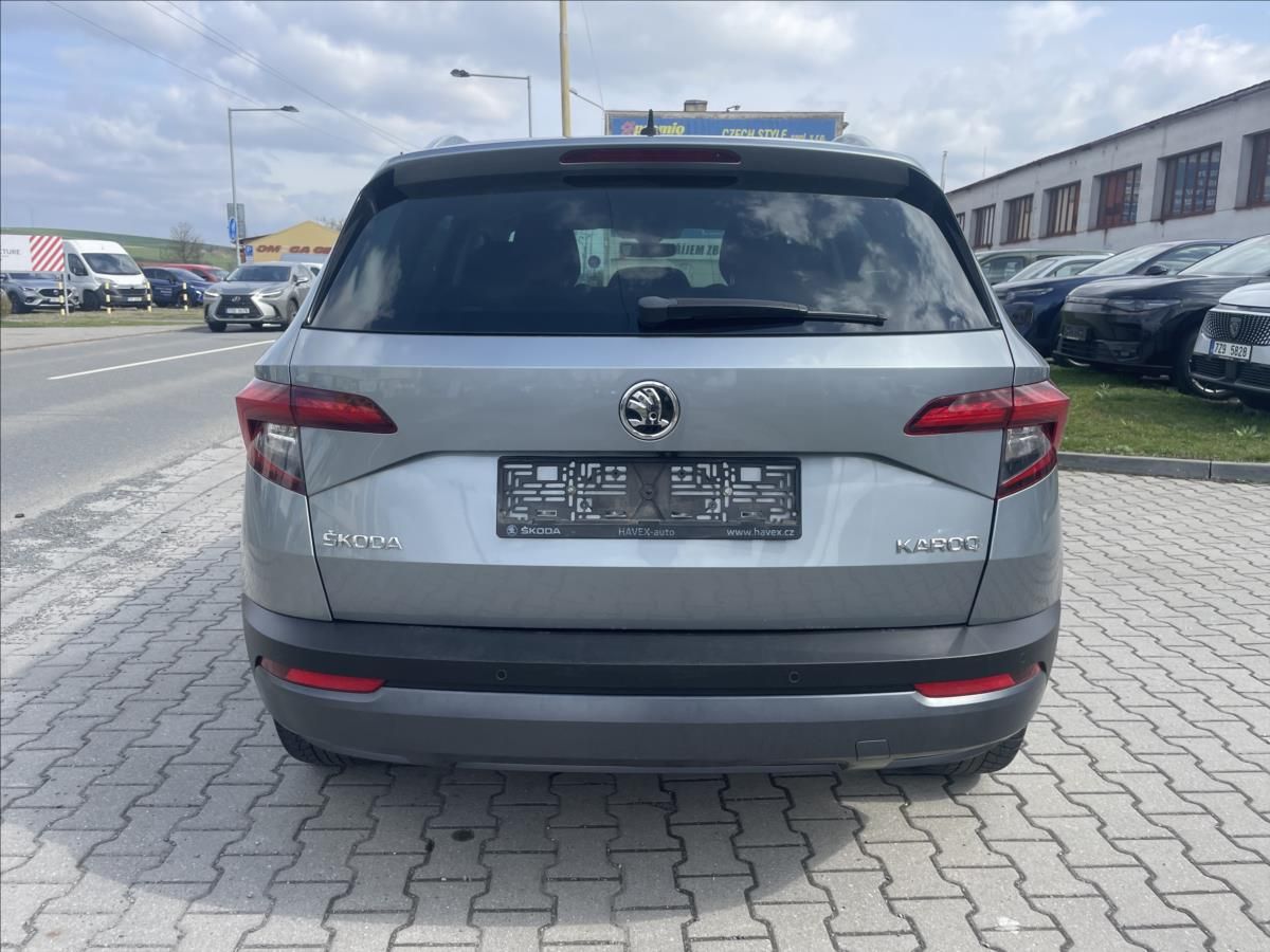 Škoda Karoq, 1,5 TSI  Style+ DSG CZ  2x alu - fotka 5