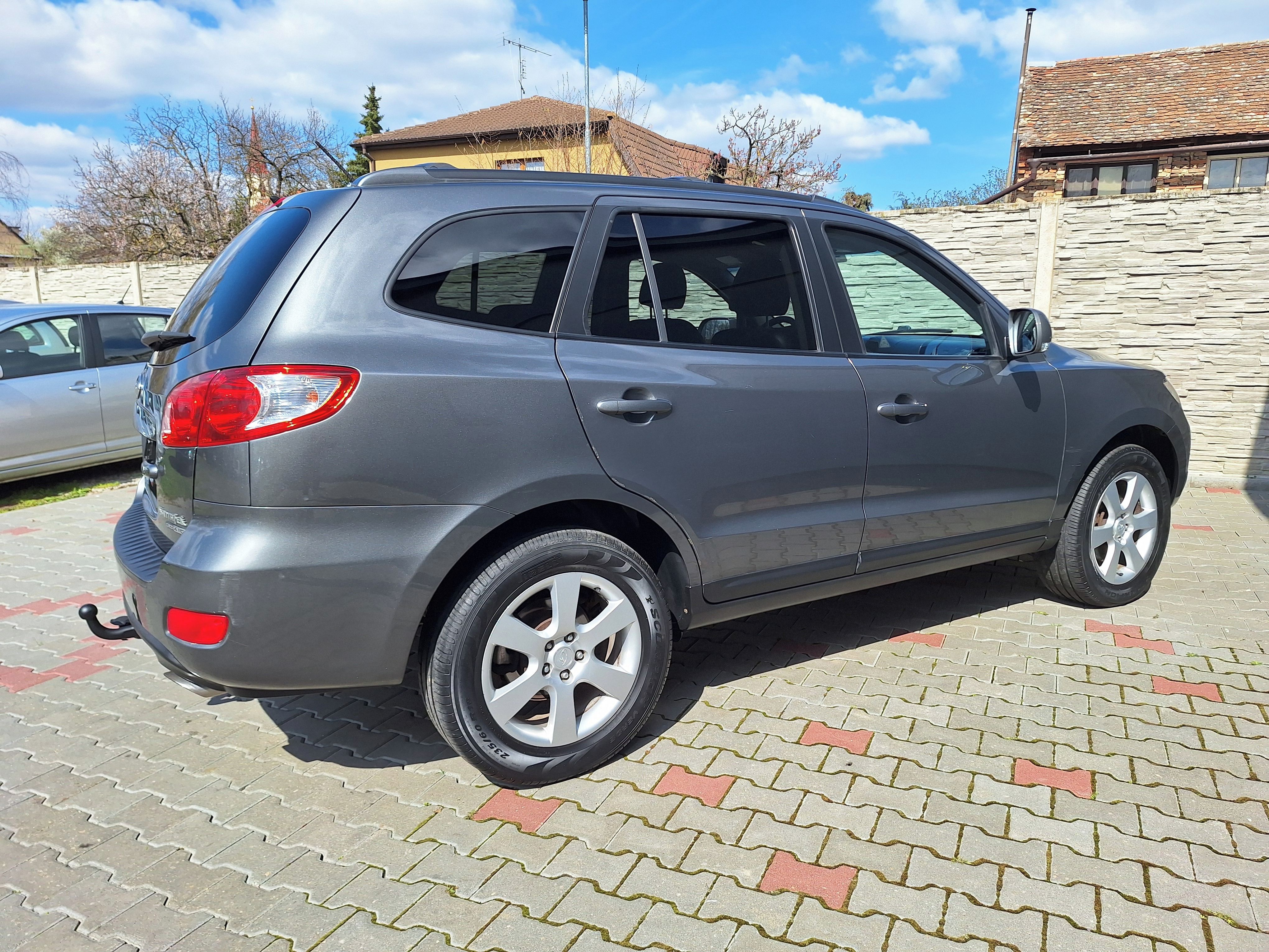 Hyundai Santa Fe, 2,2CRDi 4WD 114kW ,TZ,výhřev - fotka 6