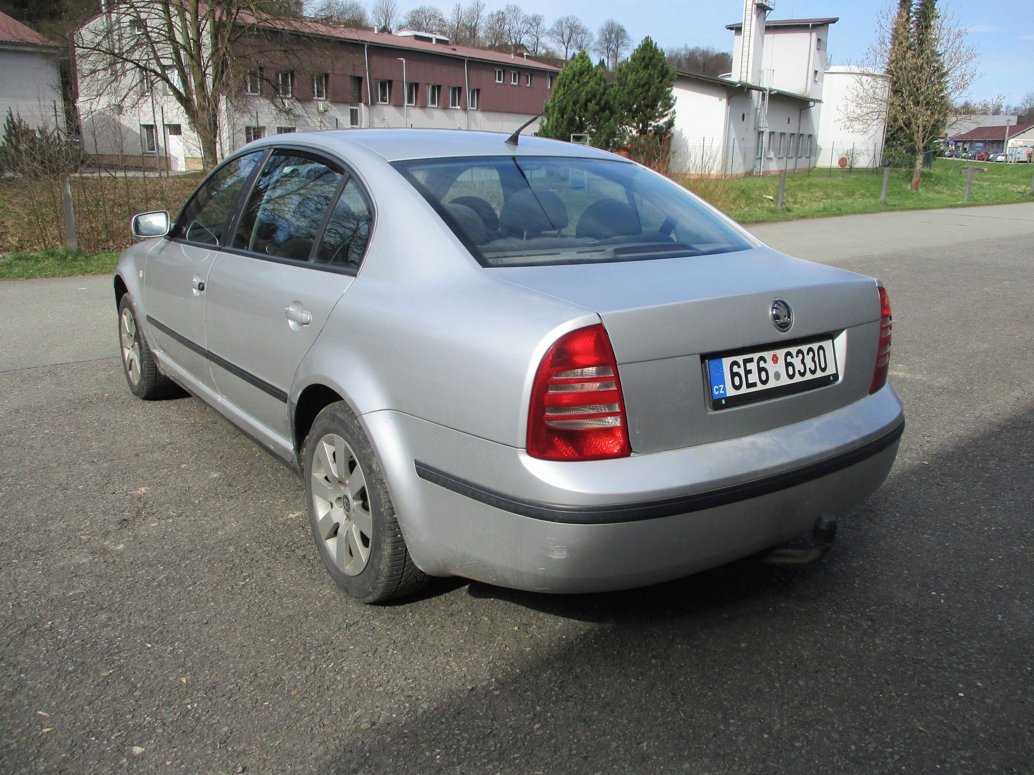 Škoda Superb, 1.9 TDi - tažné zařízení - fotka 3