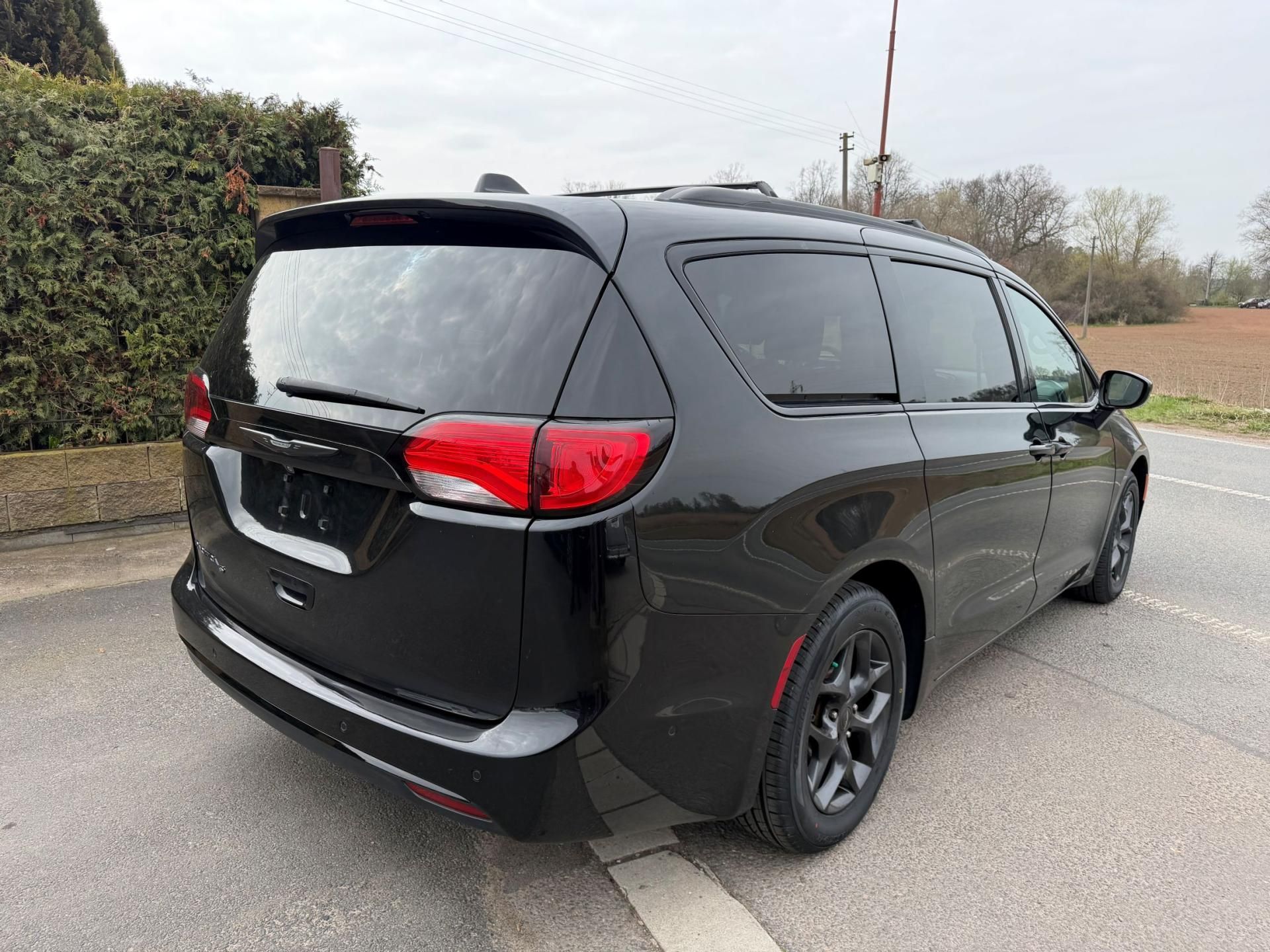 Chrysler Pacifica, 3,6 Pentastar S Radar 360 2019 - fotka 4