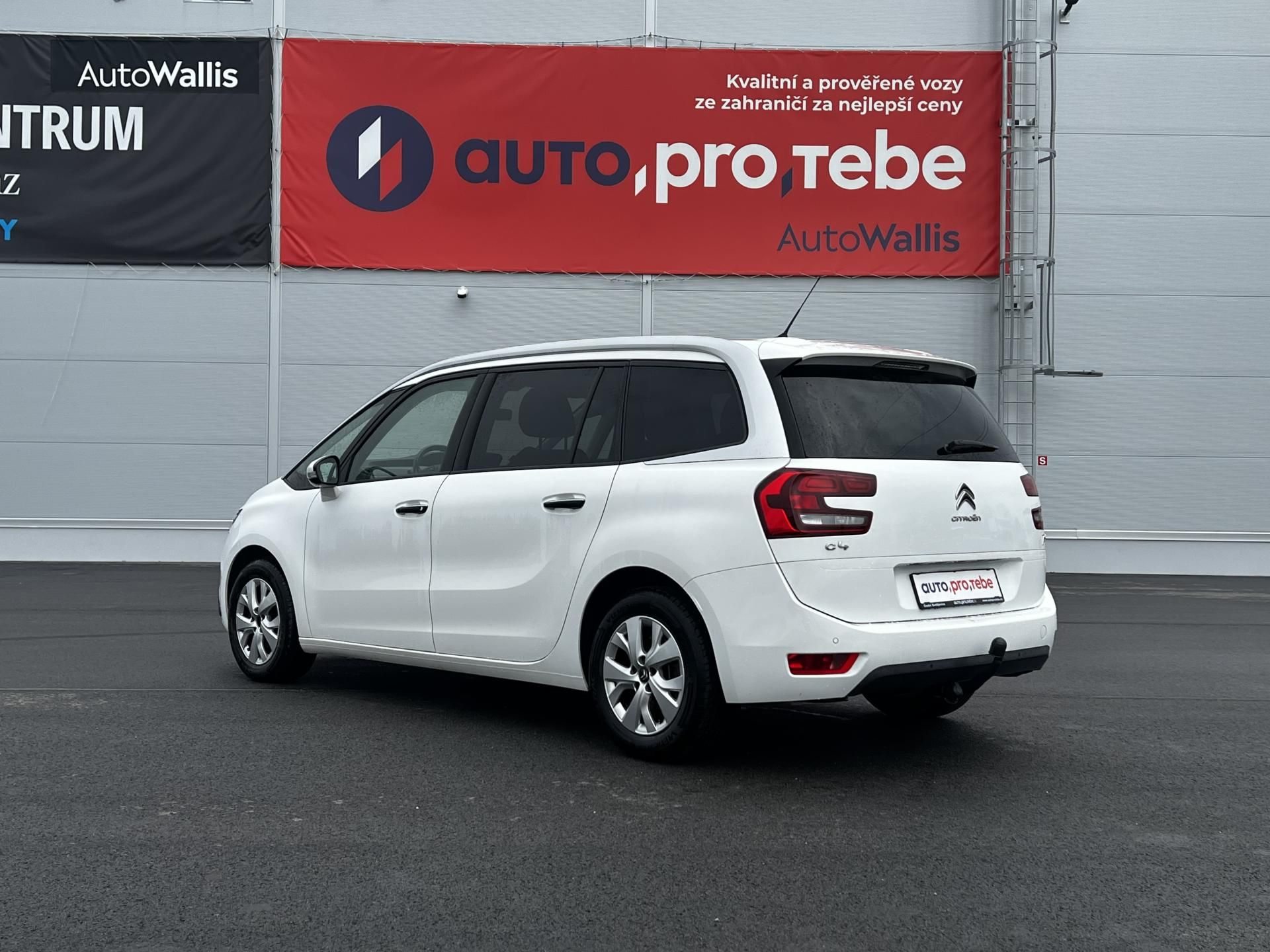 Citroën Grand C4 Picasso, 1.2PT 96kW 7-Míst Feel1 TZ - fotka 5