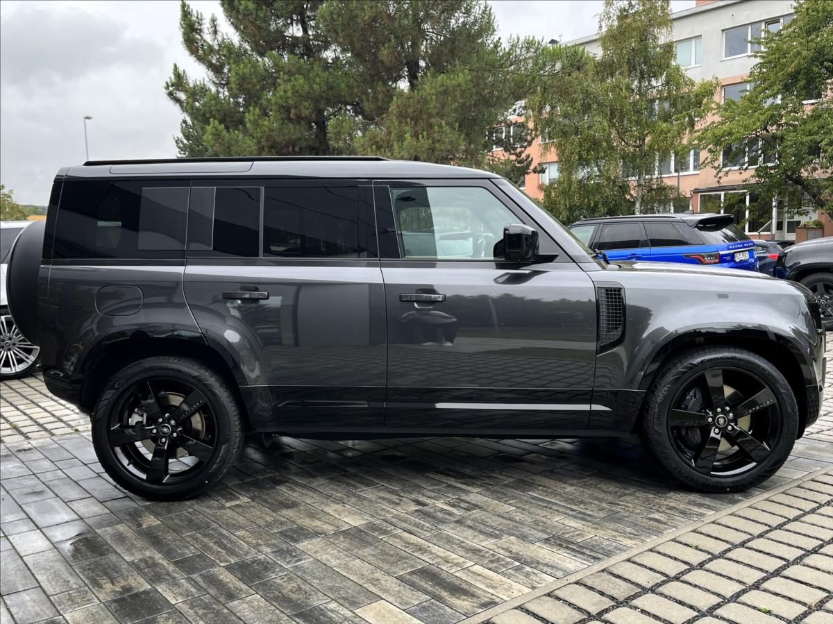 Land Rover Defender, 110 D250 X-DYNAMIC SE - fotka 5
